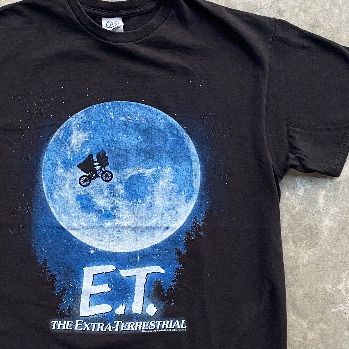 Other Vintage 2005 E.T. The Extra-Terrestrial Tee Size US L / EU 52-54 / 3 - 1 Thumbnail