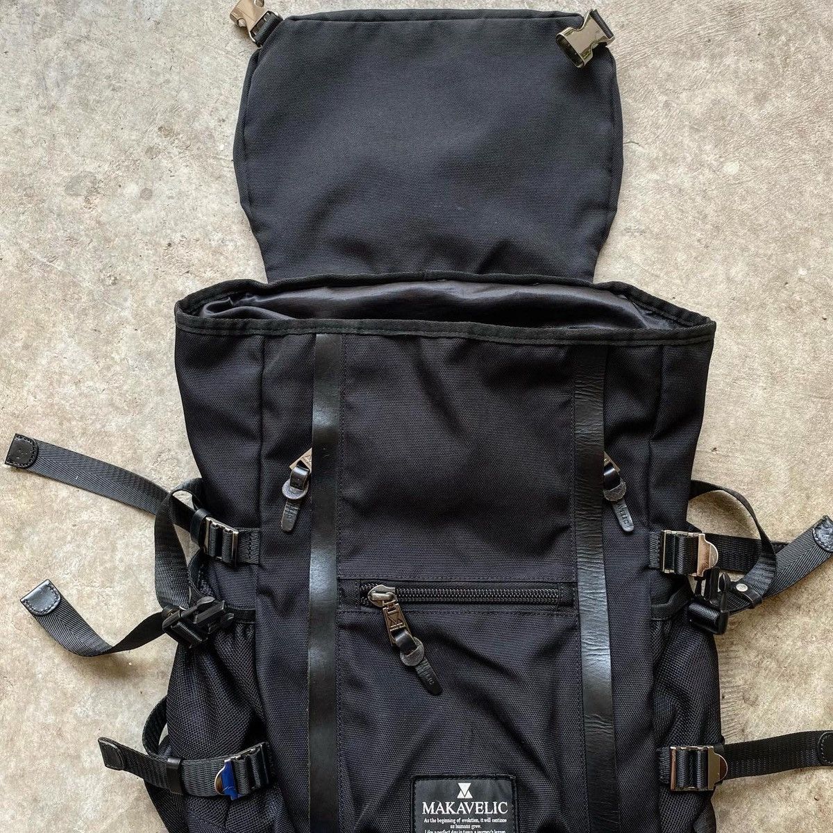 Makaveli MAKAVELIC Double Line Backpack – Urban Utility Design Size ONE SIZE - 2 Thumbnail