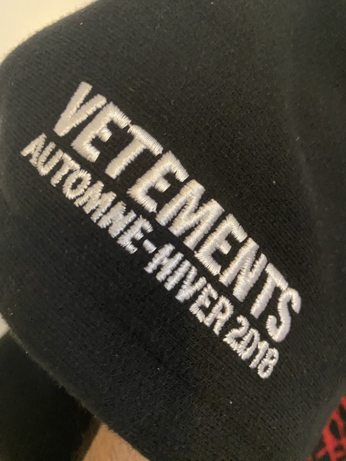Vetements VETEMENTS Black Oversized Metal Logo Hoodie F/W 2018 Size US L / EU 52-54 / 3 - 3 Thumbnail