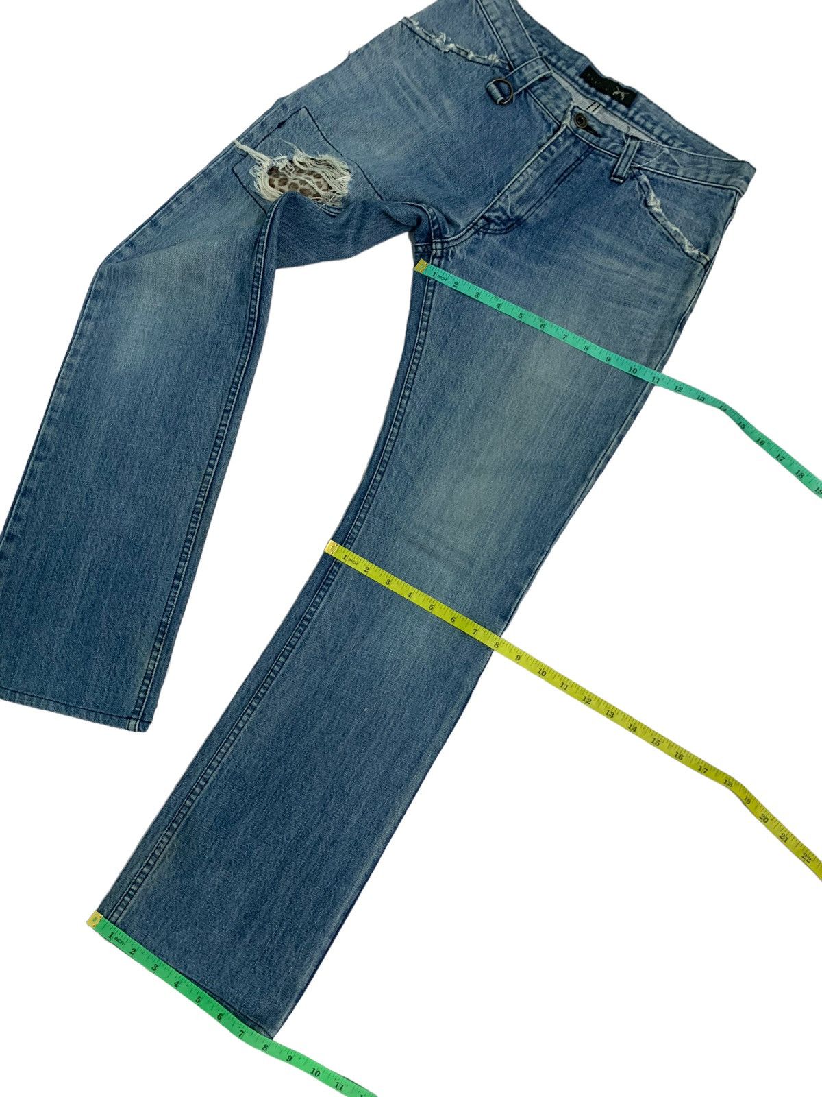 Roar Vintage Roar 2 Guns Distressed Flare Jeans Size US 29 - 15 Thumbnail