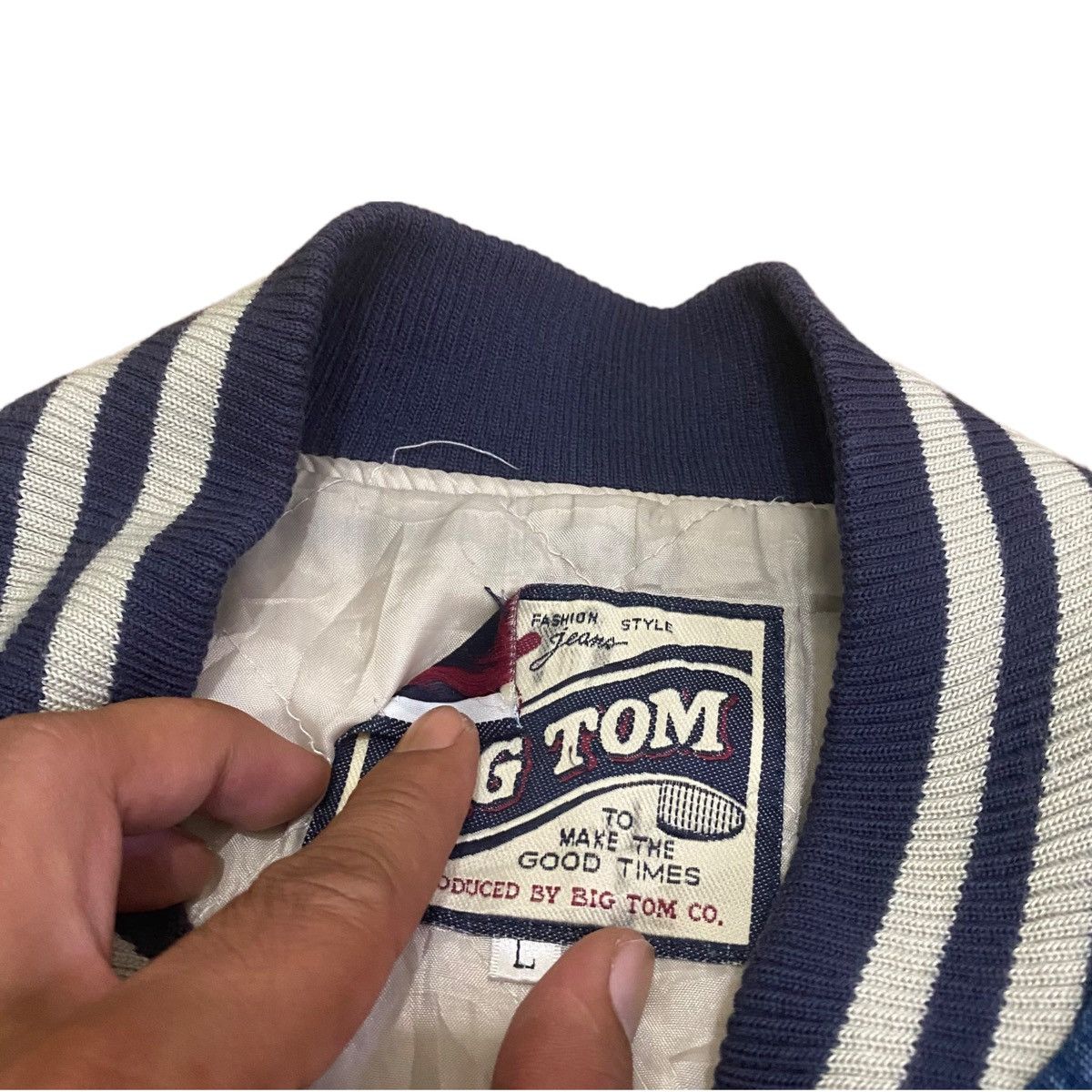 Japanese Brand × Vintage Vintage Big Tom Big Logo Varsity Jacket Denim Baggy Style Size US XL / EU 56 / 4 - 15 Thumbnail