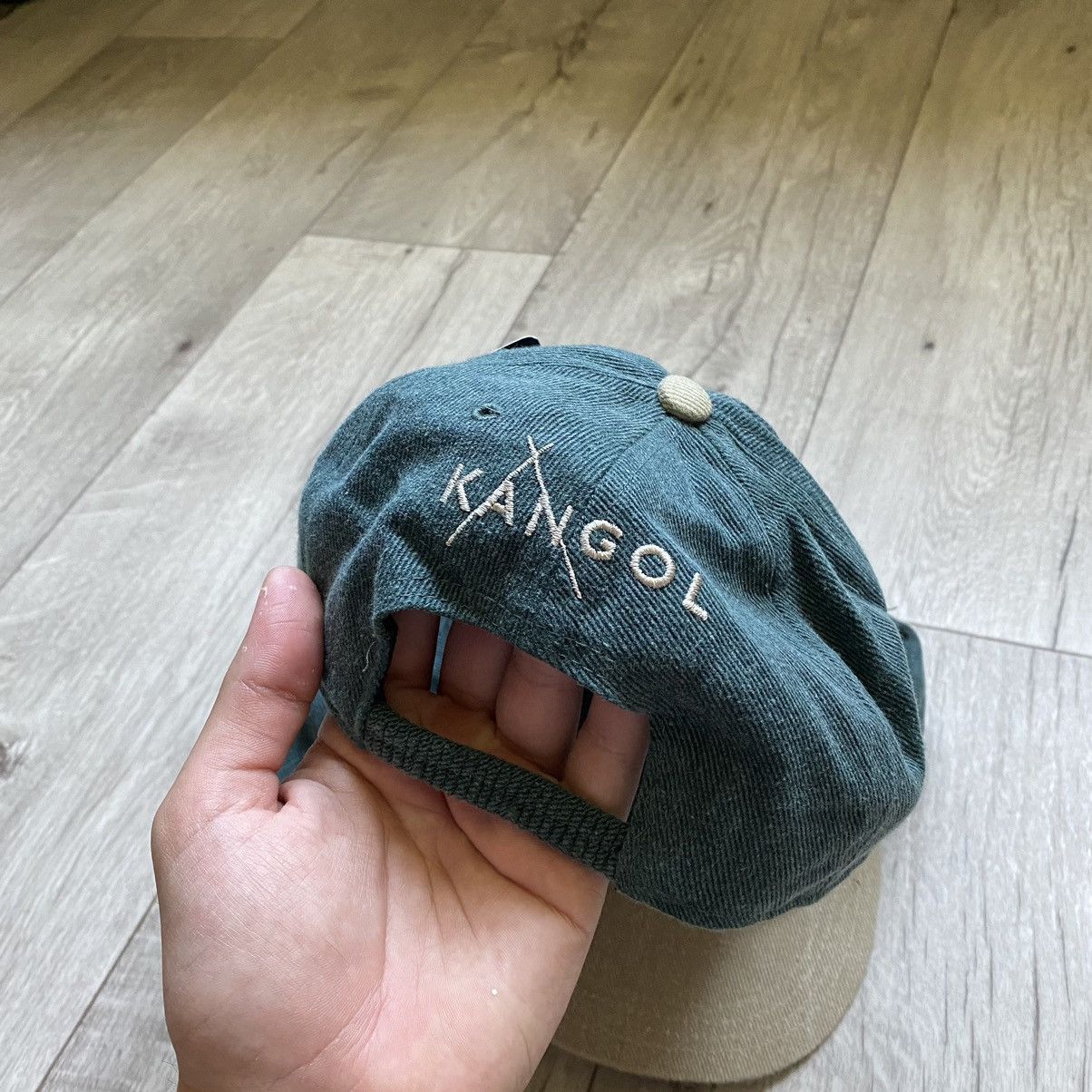 Kangol VINTAGE KANGOL GREEN/SANDY NWT CAP Size ONE SIZE - 2 Thumbnail