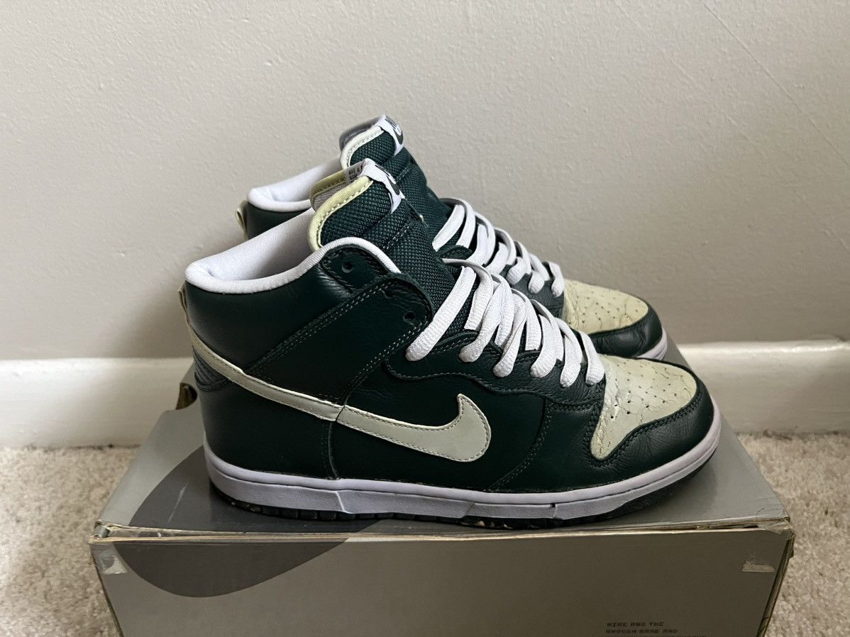 Nike 2004 Nike SB Dunk High Pro Ghost Deep Olive Size 8 305050302 Size US 8 / EU 41 - 3 Thumbnail