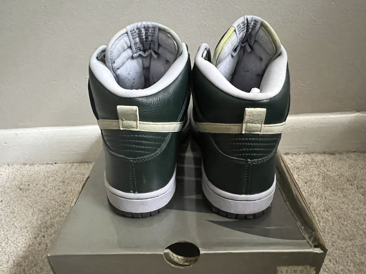 Nike 2004 Nike SB Dunk High Pro Ghost Deep Olive Size 8 305050302 Size US 8 / EU 41 - 4 Thumbnail