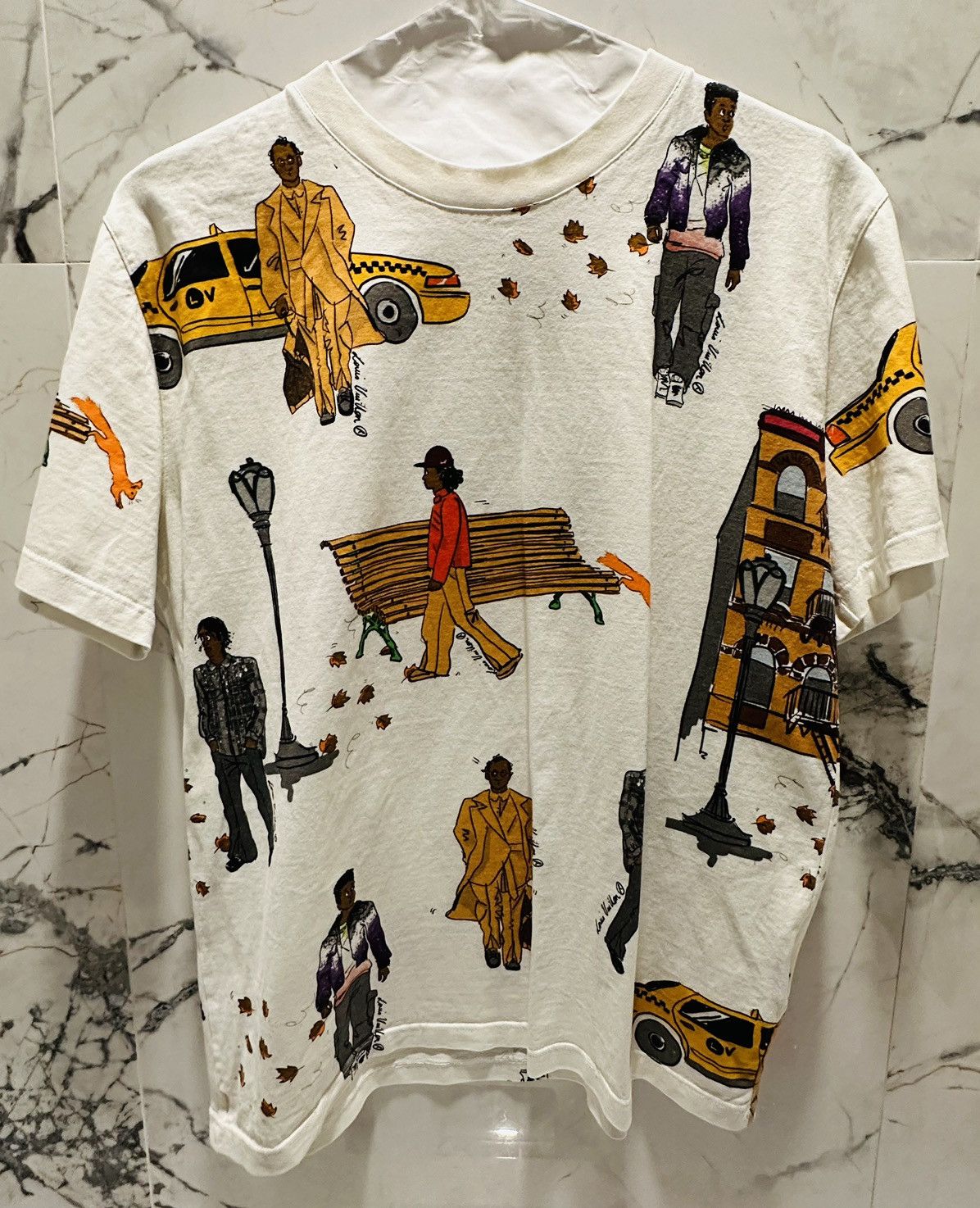 Louis Vuitton 2019 New Walkers T-Shirt - Neutrals T-Shirts, Clothing -  LOU334263