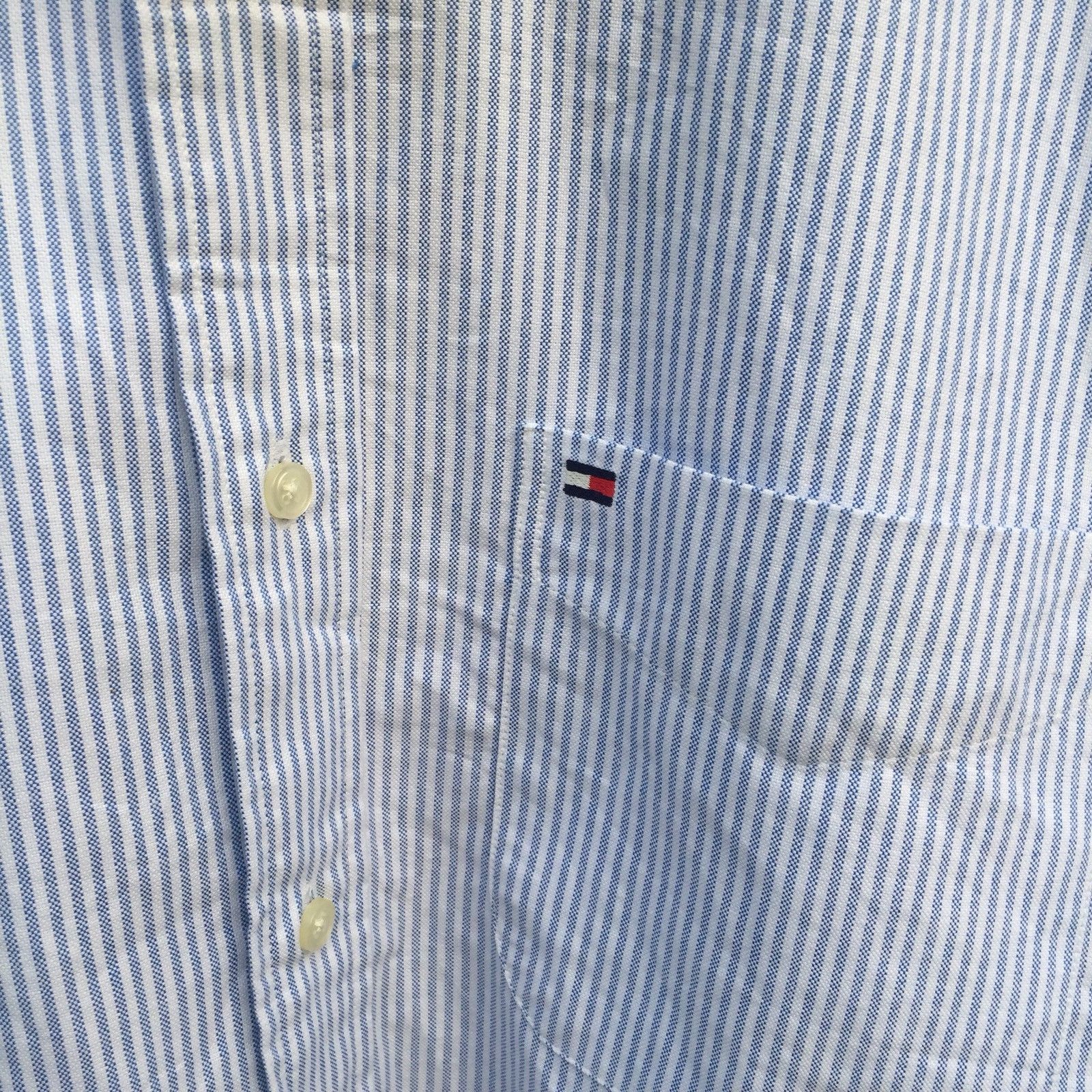 Tommy Hilfiger Vintage 90s Tommy Hilfiger Big Logo Shirt Button Ups Size US L / EU 52-54 / 3 - 5 Thumbnail