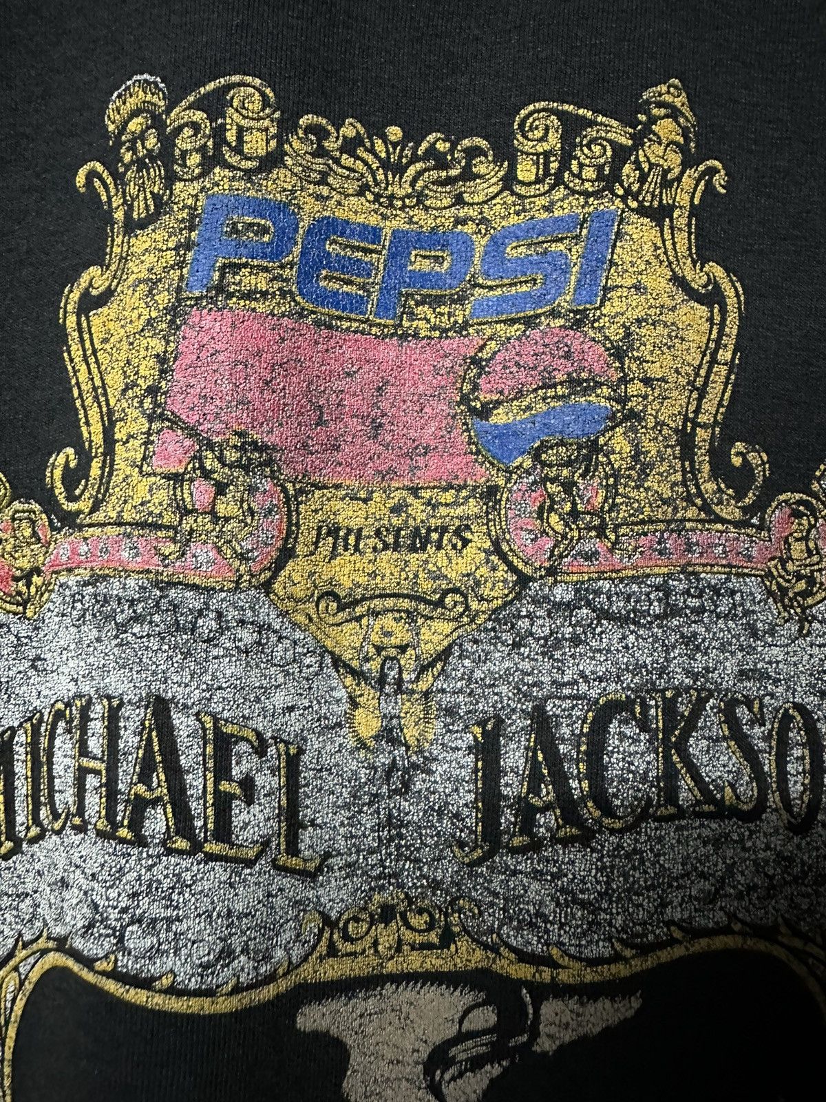 Band Tees Vintage 90s Michael Jackson Dangerous World Tour Faded Tee Size US L / EU 52-54 / 3 - 5 Thumbnail