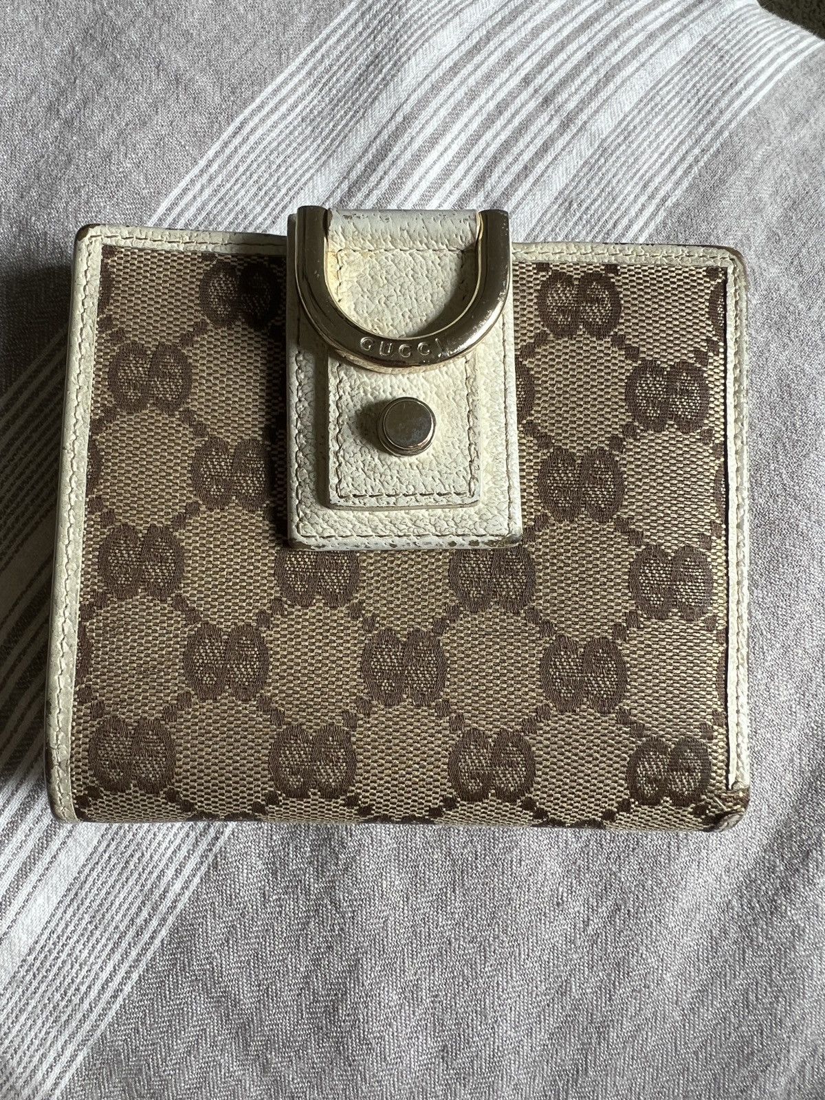 Gucci Horsebit Monogram hotsell GG Vintage Wallet