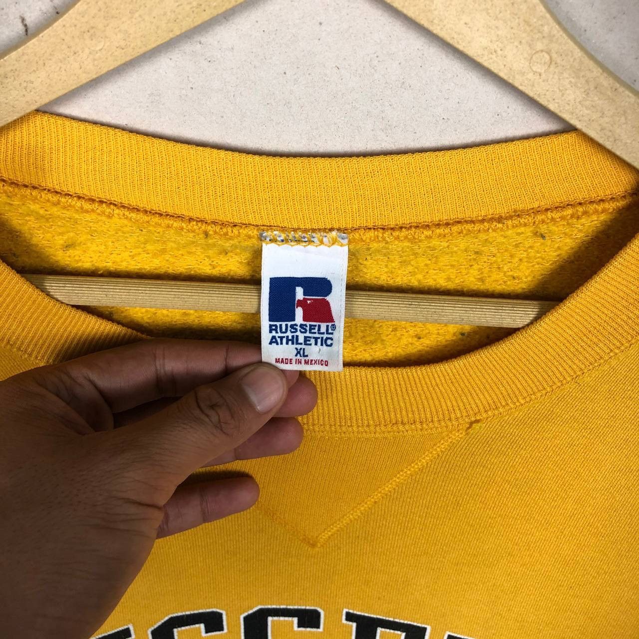 Russell Athletic Thrashed Russel Athletic Distressed Sweatshirt ERD GRUNGE Size US XL / EU 56 / 4 - 6 Thumbnail
