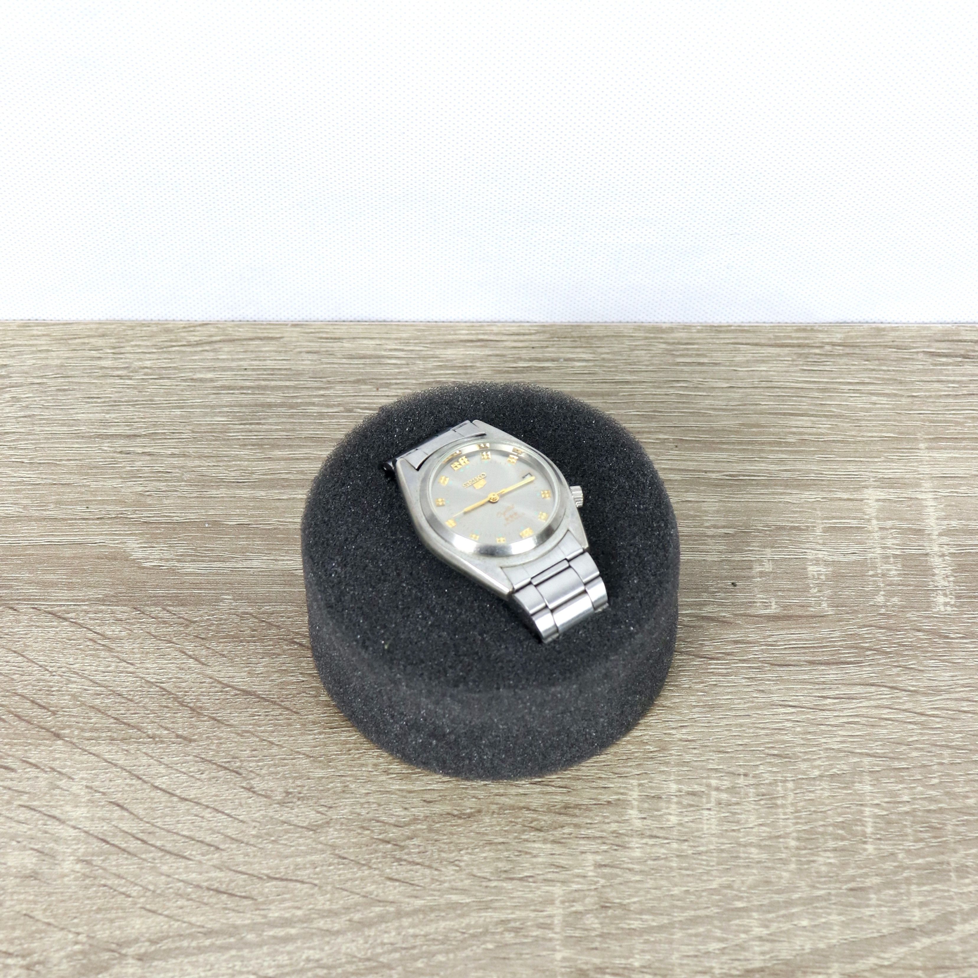 image of Archival Clothing x Seiko Vintage Seiko Steel Clock Watches in Silver, Men's