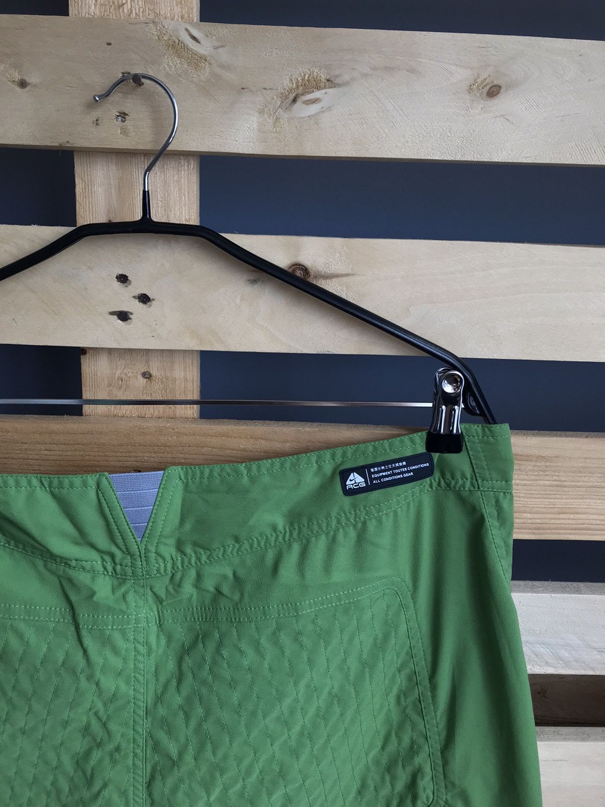 Vintage Vintage Nike Acg All Conditions Gear Green Shorts Acid Size US 36 / EU 52 - 4 Thumbnail