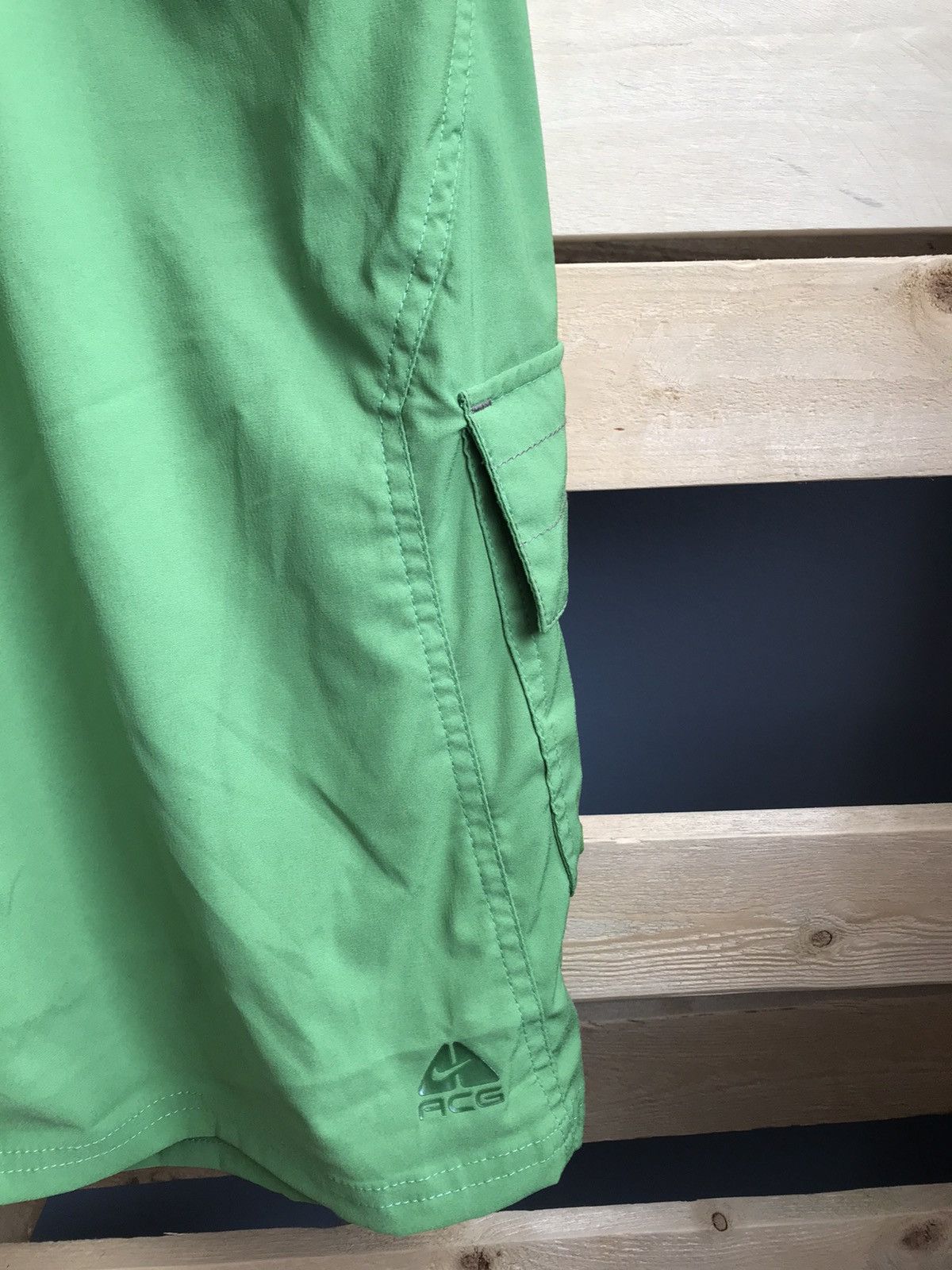 Vintage Vintage Nike Acg All Conditions Gear Green Shorts Acid Size US 36 / EU 52 - 2 Thumbnail