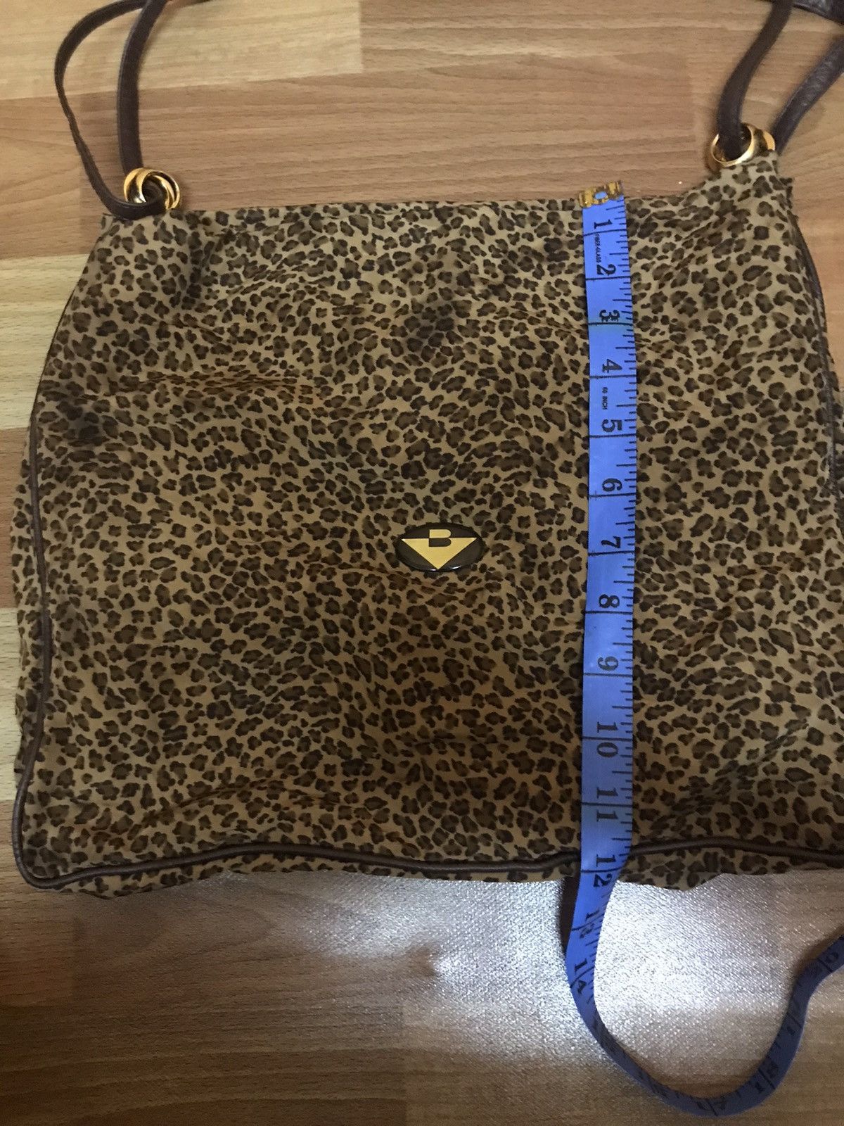 Bottega Veneta ‼️MADE IN ITALY BOTTEGA VENETA HANDBAG LEOPARD DESIGN‼️ Size ONE SIZE - 14 Thumbnail
