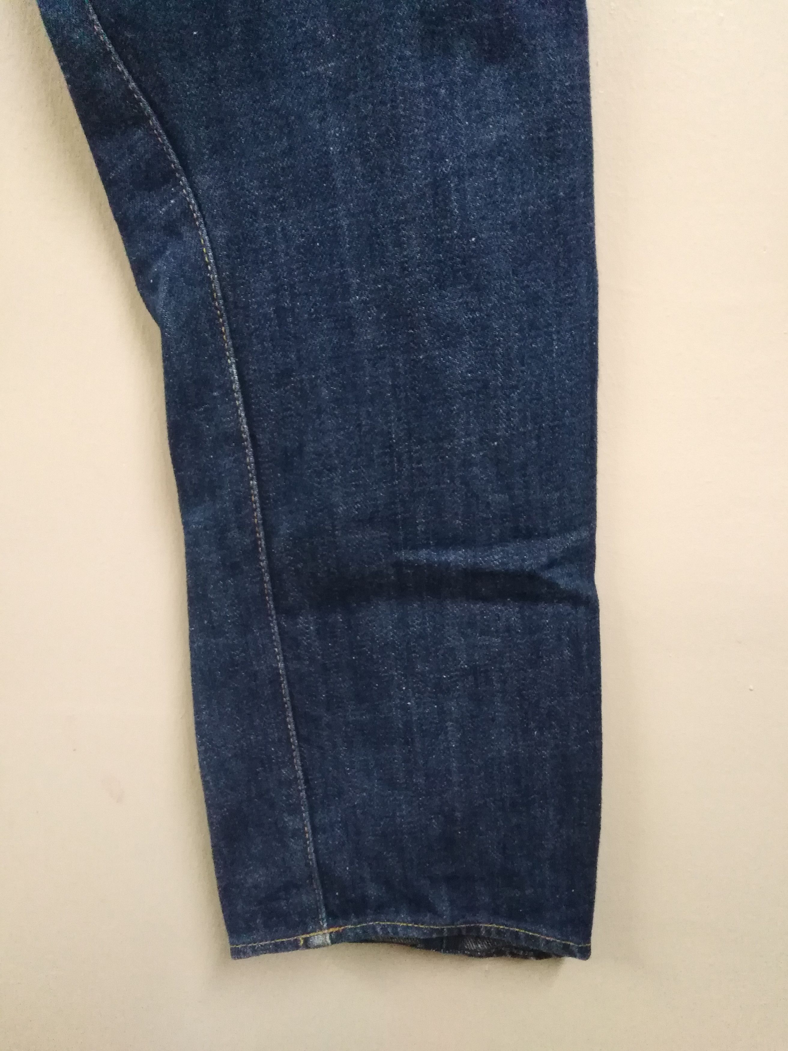 Levi's Vintage Levi's Red 3 pockets Dark Blue Great Condition Size US 26 / EU 42 - 15 Thumbnail
