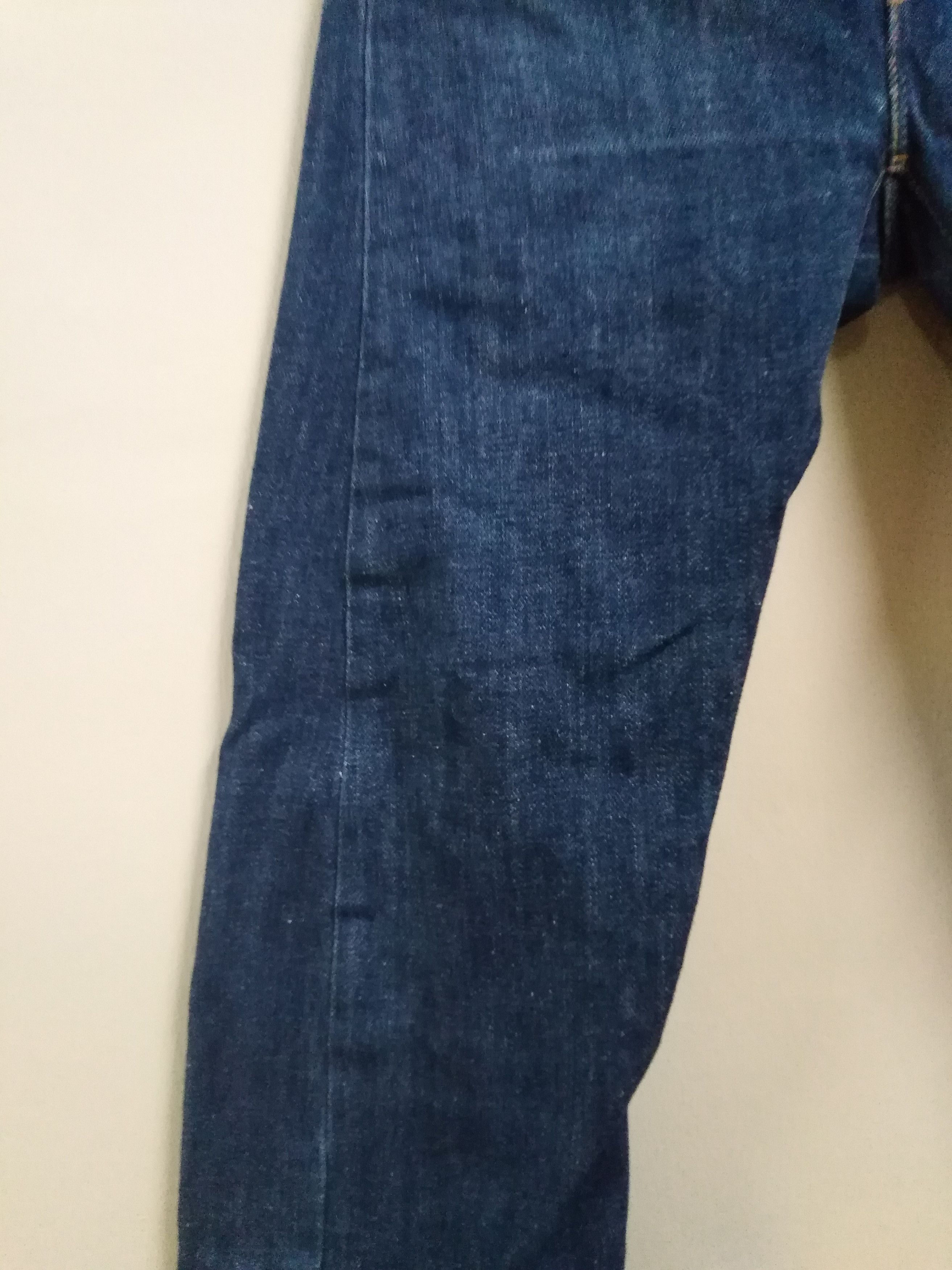 Levi's Vintage Levi's Red 3 pockets Dark Blue Great Condition Size US 26 / EU 42 - 9 Thumbnail