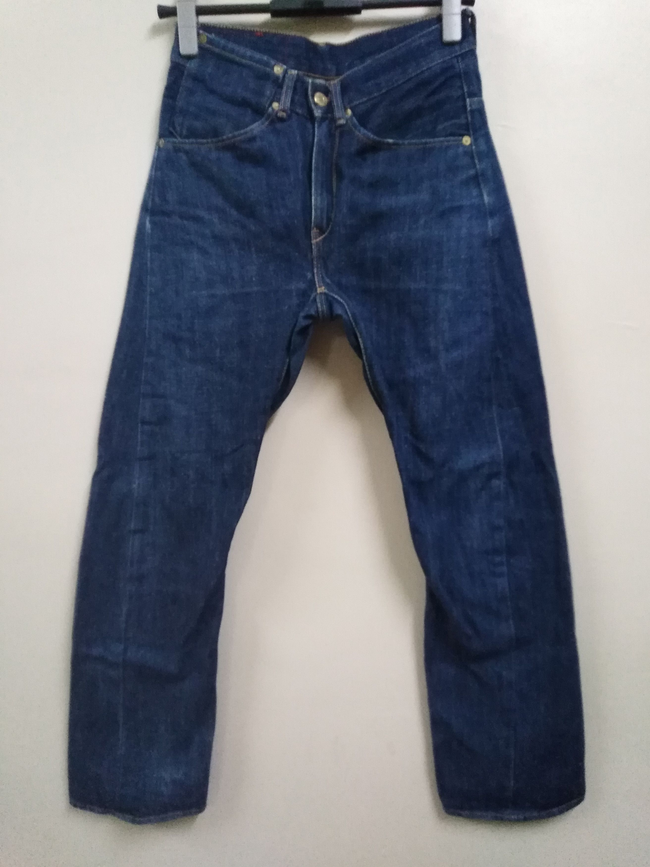 Levi's Vintage Levi's Red 3 pockets Dark Blue Great Condition Size US 26 / EU 42 - 1 Thumbnail