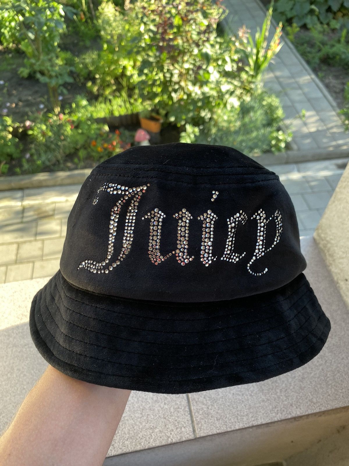 Juicy Couture Juicy Couture Black Velour Dahlia Bucket Hat Size ONE SIZE - 2 Thumbnail