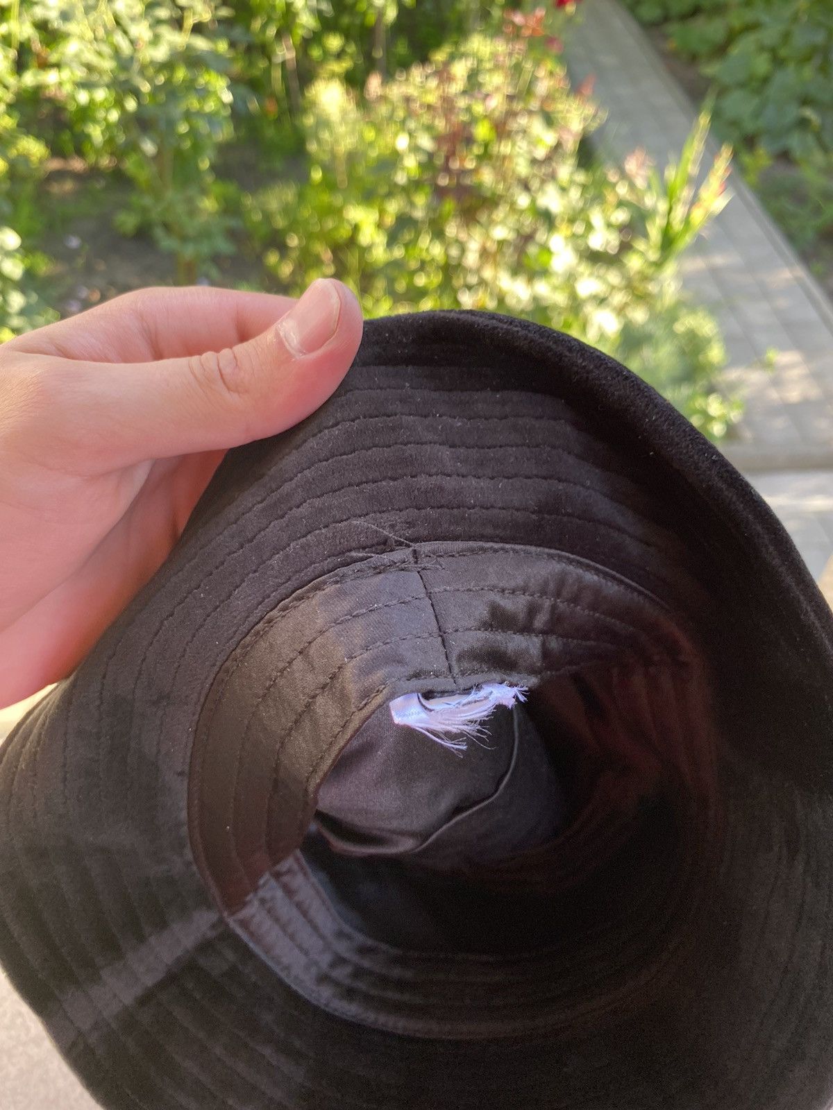 Juicy Couture Juicy Couture Black Velour Dahlia Bucket Hat Size ONE SIZE - 4 Thumbnail