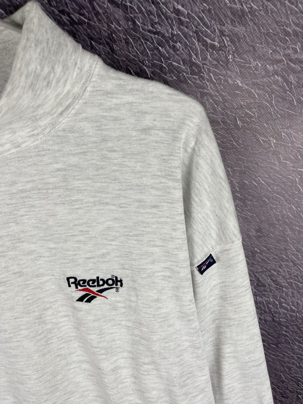 Reebok Reebok vintage 90s turtleneck long sleeve tee shirt logo Size US XL / EU 56 / 4 - 6 Thumbnail