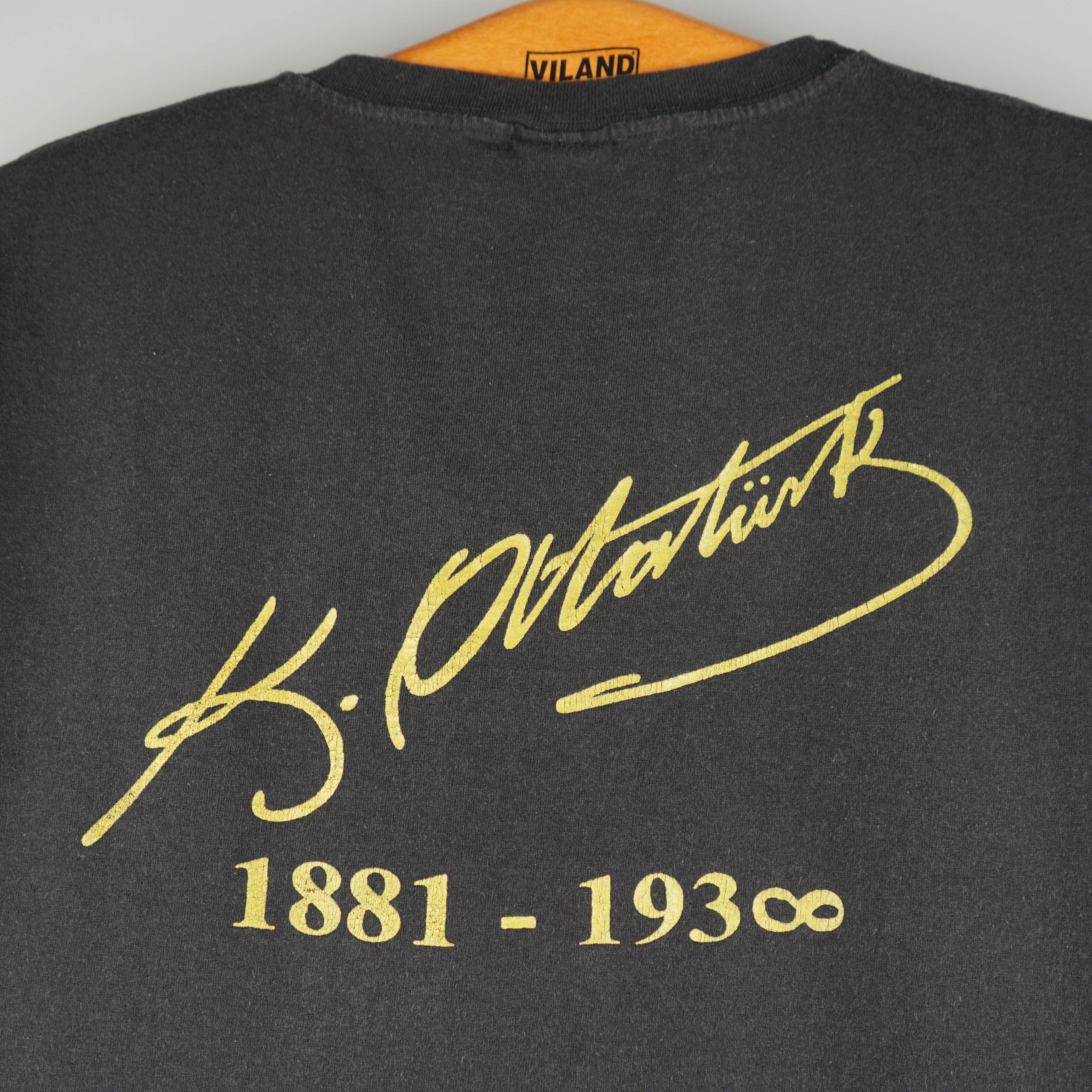Vintage vintage 90s Mustafa Kemal Ataturk T-Shirt Size US M / EU 48-50 / 2 - 7 Thumbnail