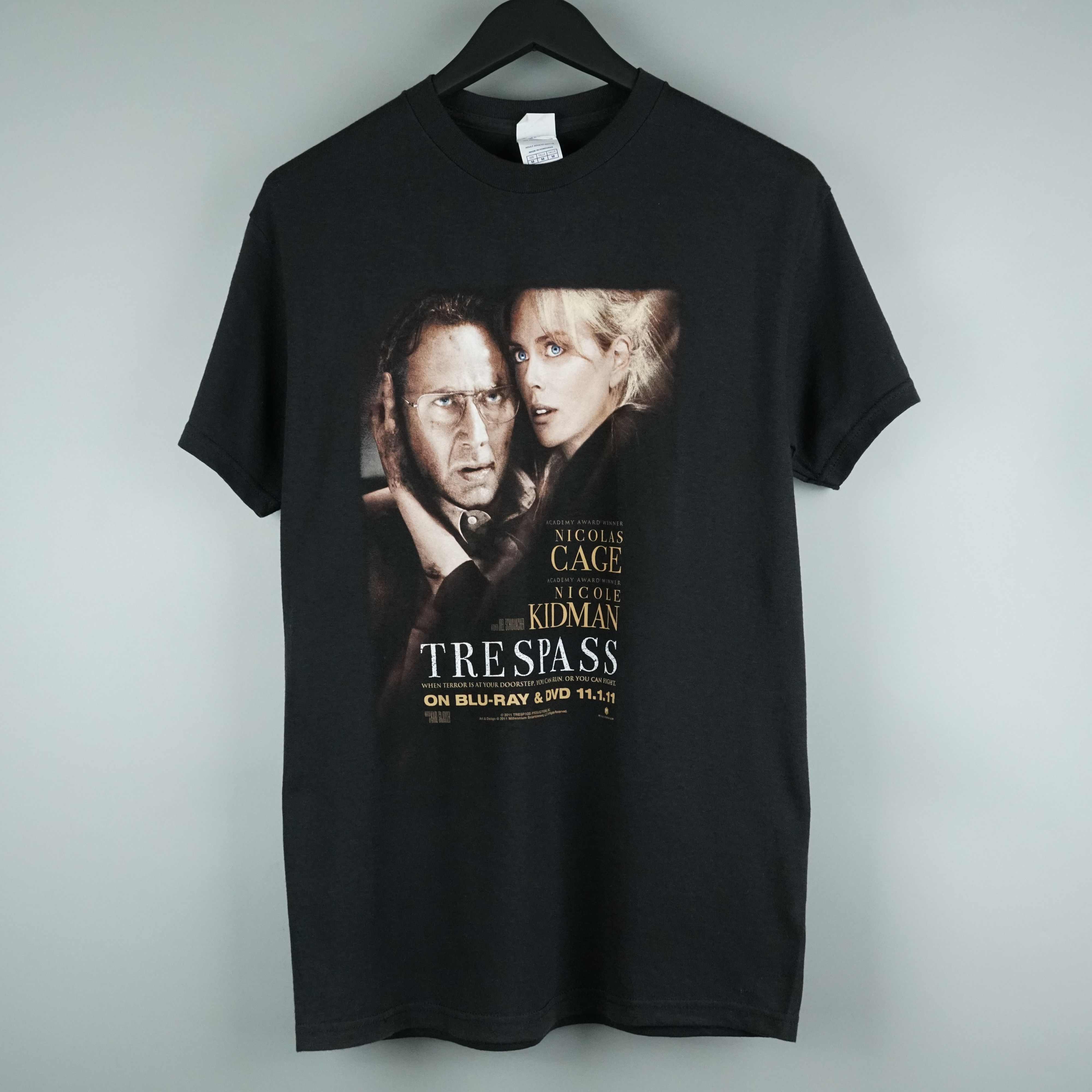 Vintage 2011 Trespass t-shirt Nicolas Cage Nicole Kidman Size US M / EU 48-50 / 2 - 1 Thumbnail
