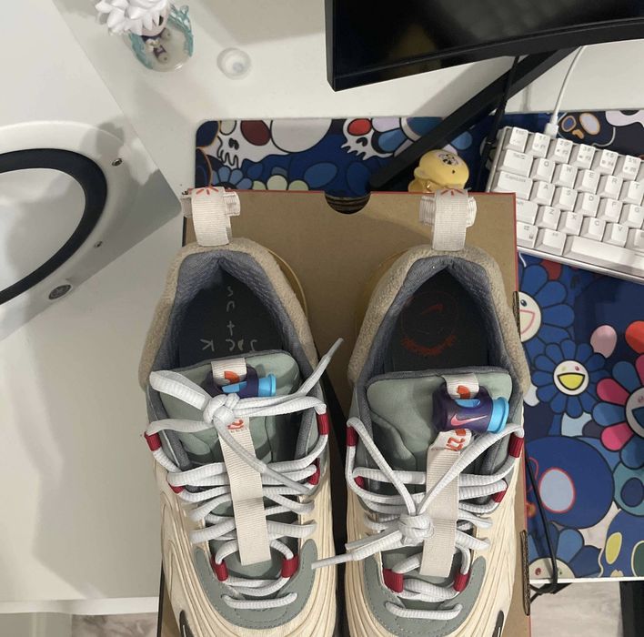 travis scott airmax 270