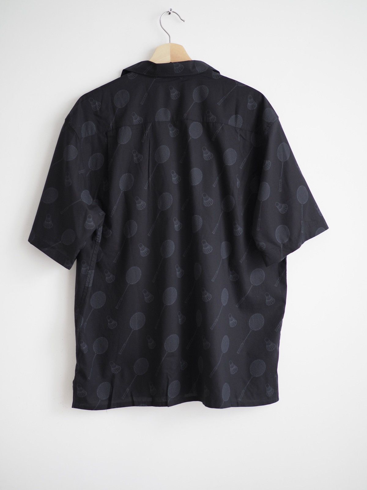 JW Anderson × Uniqlo JW Anderson casual badminton racket Uniqlo summer shirt M Size US M / EU 48-50 / 2 - 5 Thumbnail