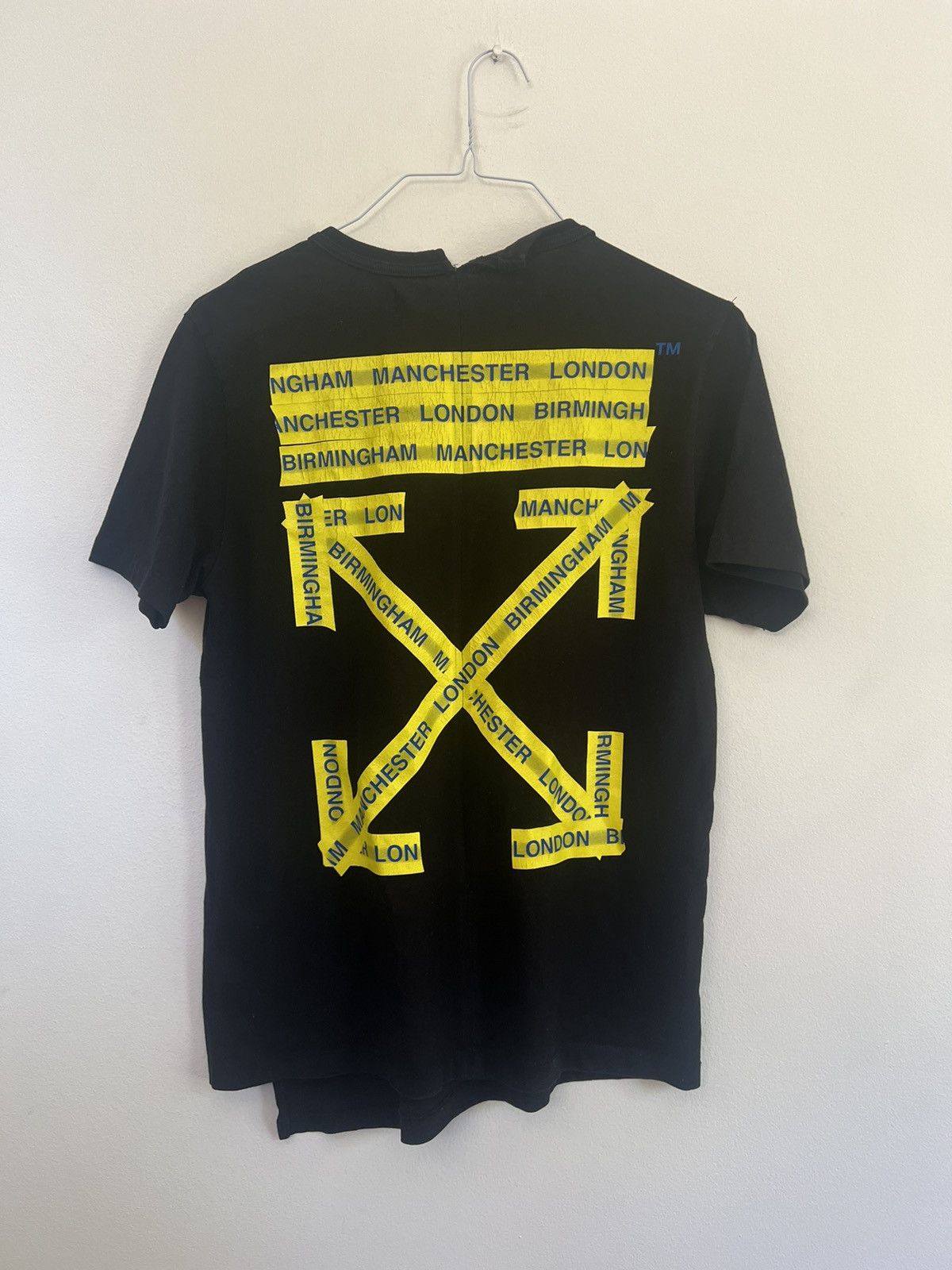 Off-White Off white x Selfridges TEE Size US S / EU 44-46 / 1 - 3 Thumbnail