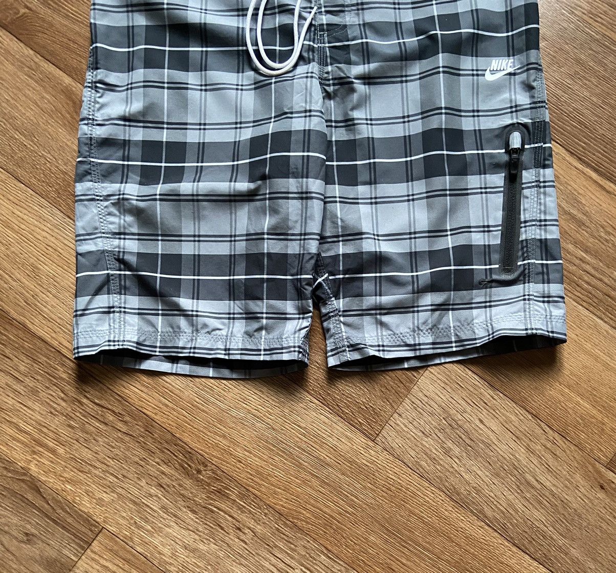 Nike × Vintage Vintage Nike Basic Logo Checked Shorts Size US 30 / EU 46 - 3 Thumbnail