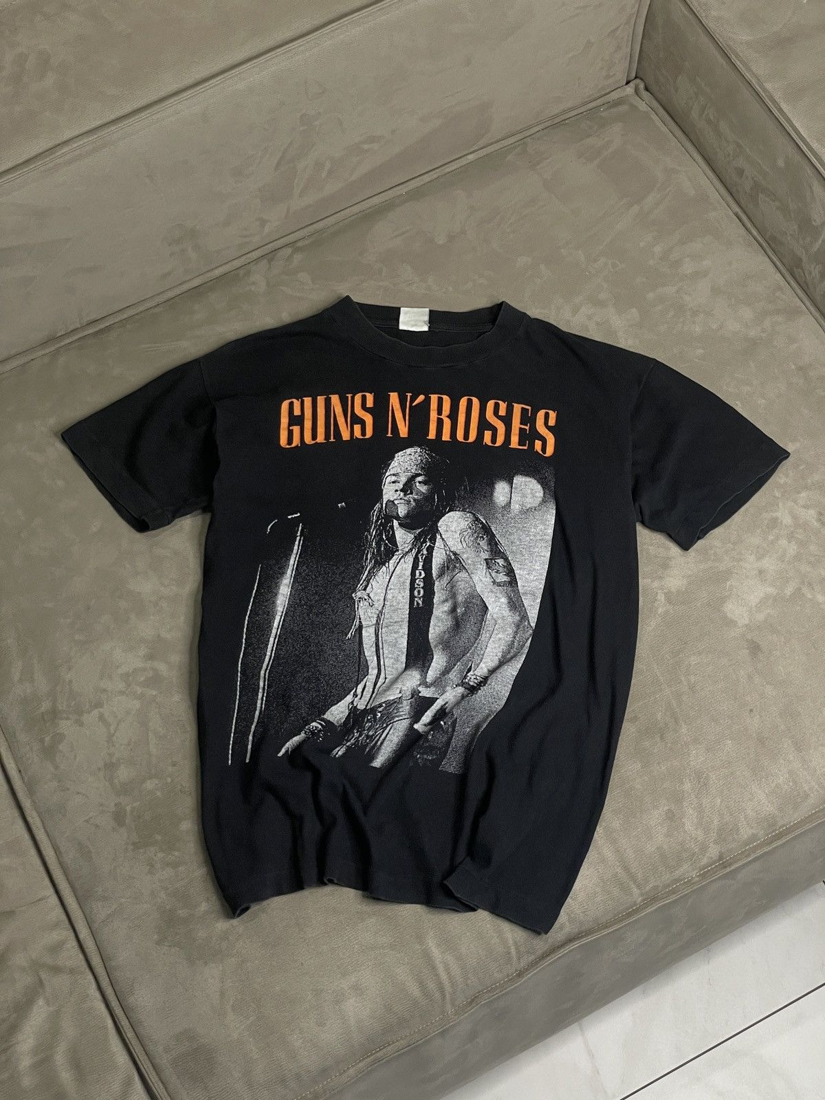 image of Band Tees x Guns N Roses Very Vintage Guns N Roses Axl Rose Tee 1980-90’S in Washed Black (Size Med