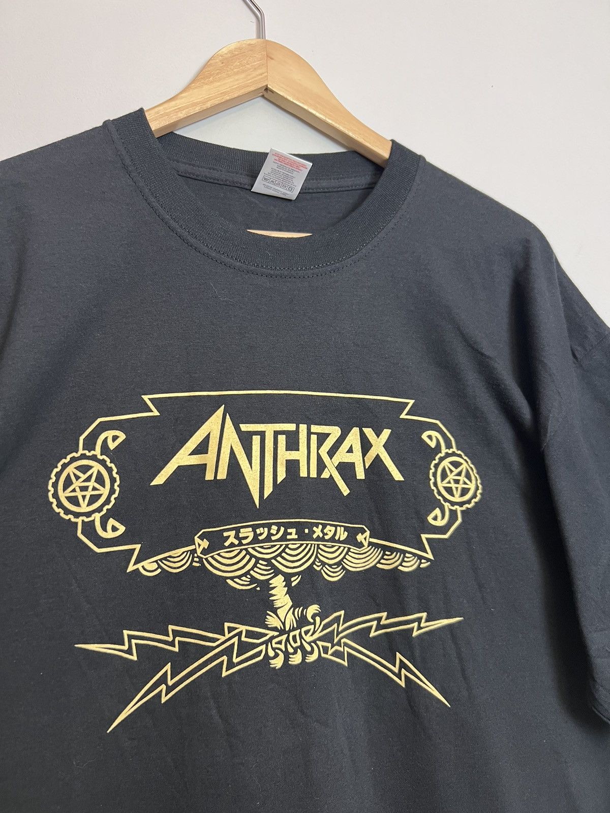 Band Tees Vintage Anthrax t shirt 2004 like Metallica Slayer Pantera Size US XL / EU 56 / 4 - 3 Thumbnail