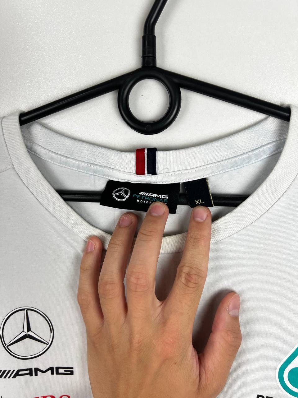 Tommy Hilfiger Mercedes Benz Petronas TommyHilfiger racing t-shirts size XL Size US XL / EU 56 / 4 - 3 Thumbnail