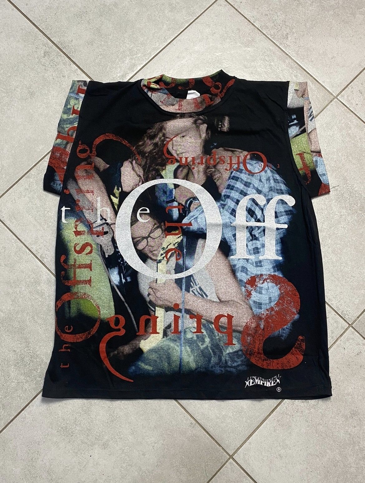 Band Tees Rare Vintage 90s The Offspring Smash All Over Print Tank Top Size US L / EU 52-54 / 3 - 1 Thumbnail