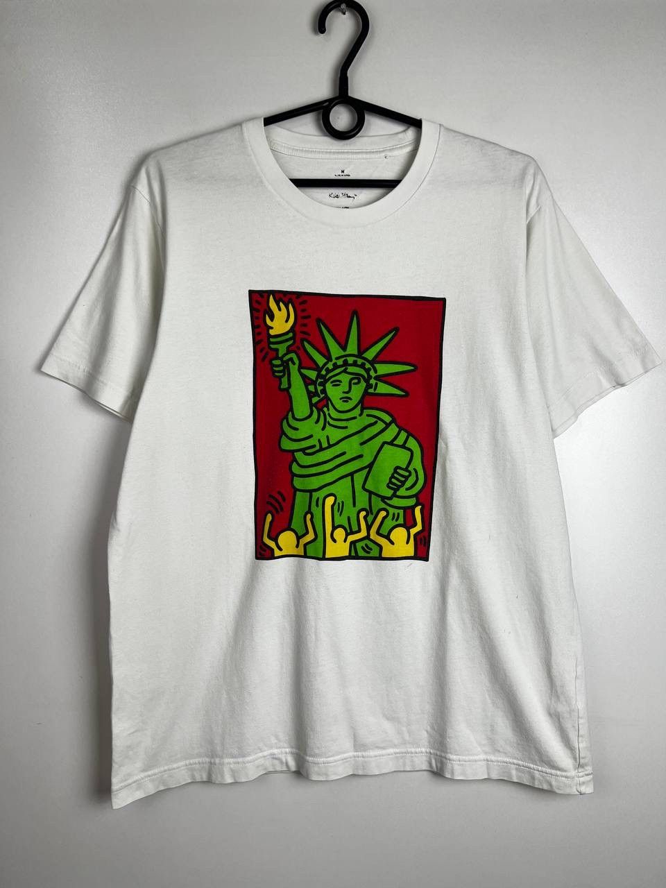 Uniqlo Keith Haring ART Uniqlo vintage t-shirts size M Size US M / EU 48-50 / 2 - 1 Thumbnail