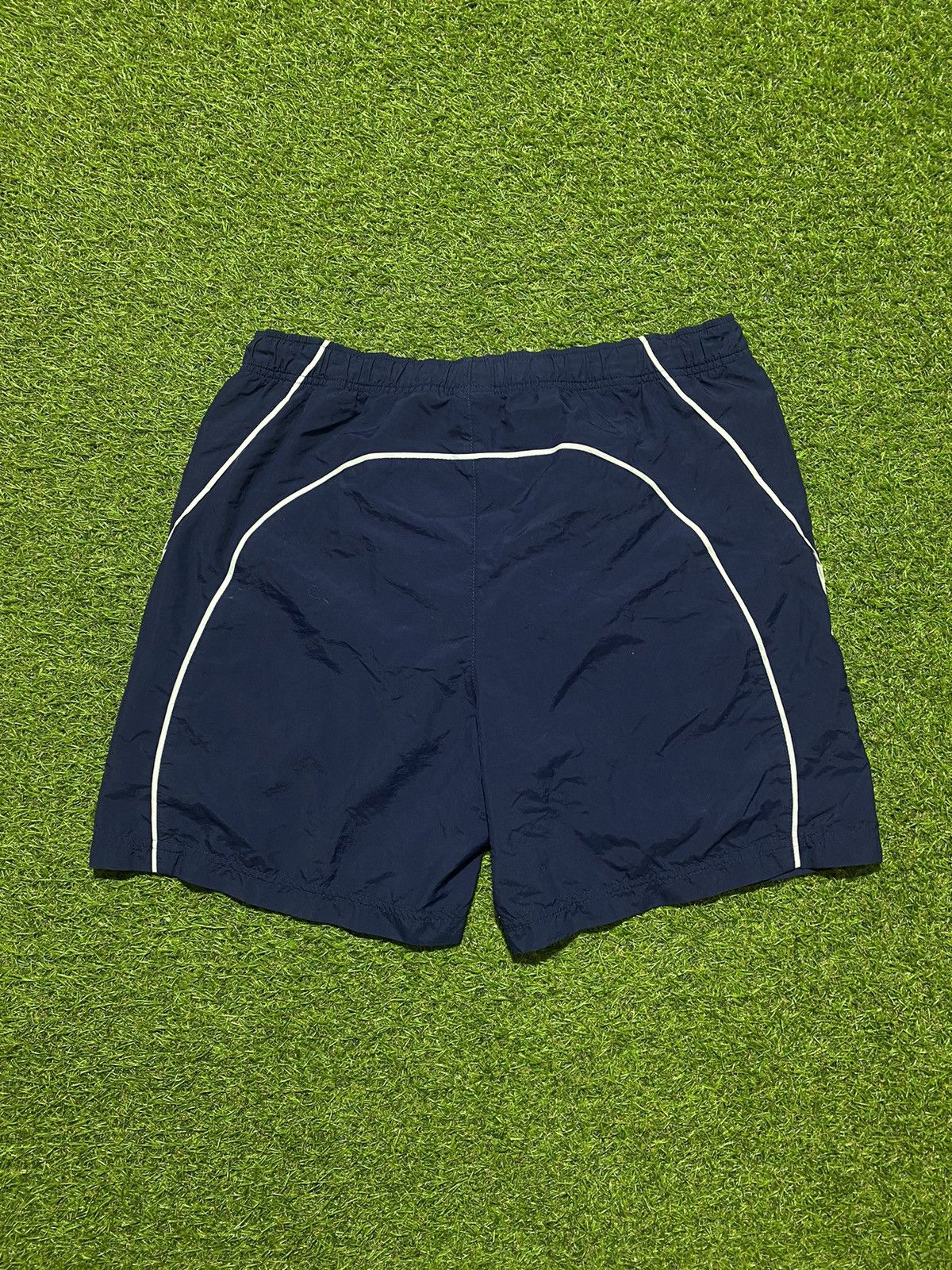 Nike Vintage Nike shorts streetwear swoosh casual y2k size L Size US 34 / EU 50 - 3 Thumbnail