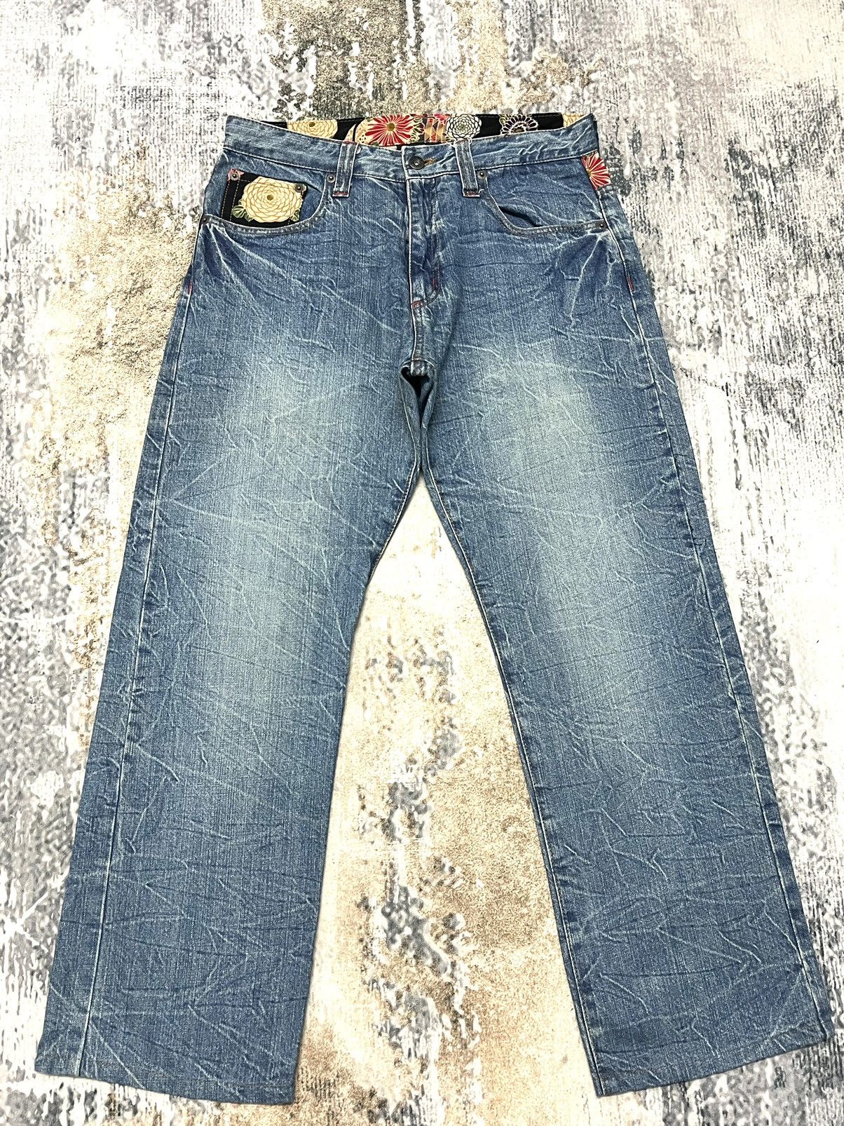 image of Avant Garde x Vintage Jack Serika Flower Kimono Art Distressed Straight Cut Jeans in Blue/White (Si