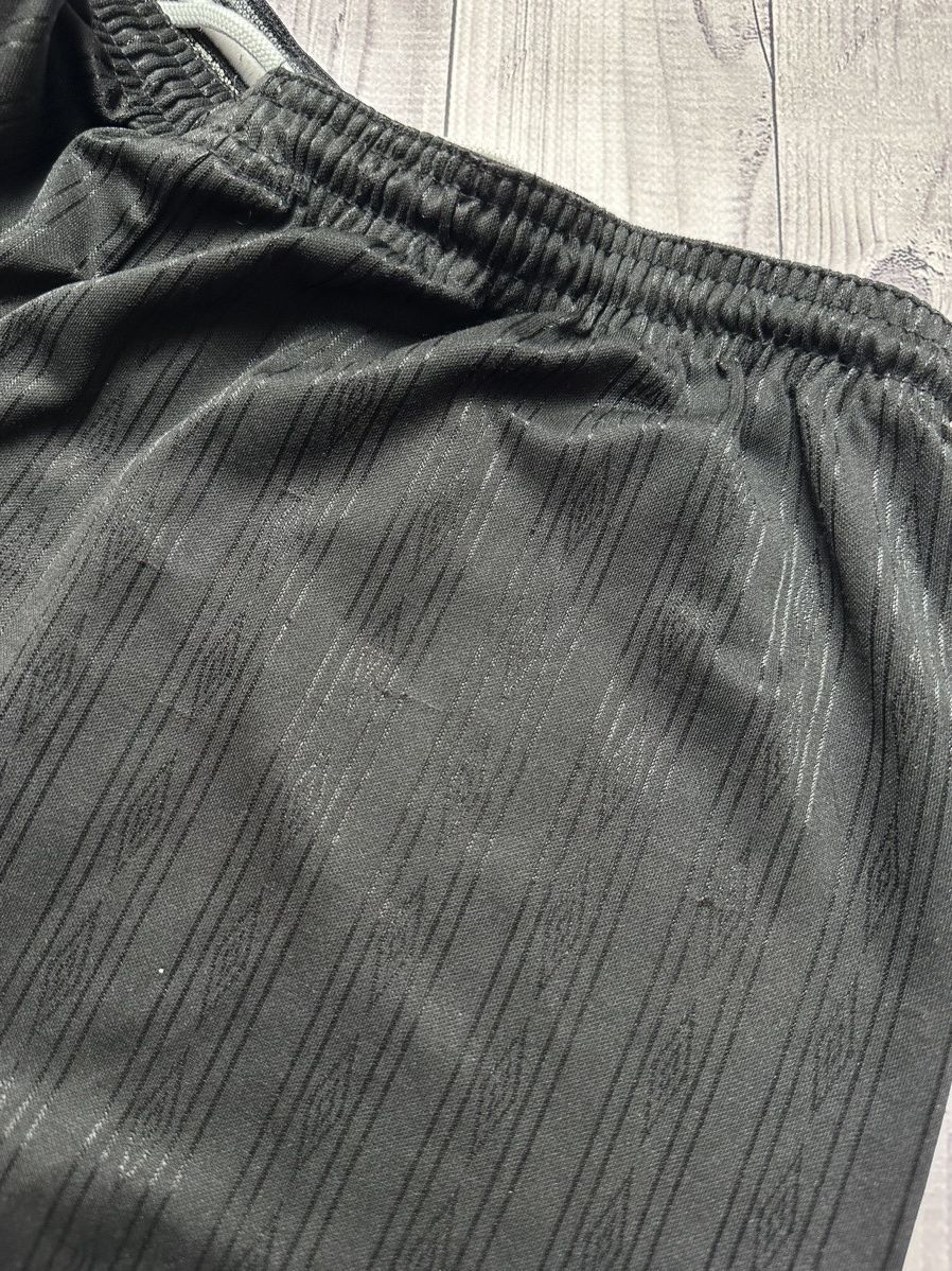 Umbro × Vintage Vintage Umbro monogram shorts size L Size US 34 / EU 50 - 8 Thumbnail