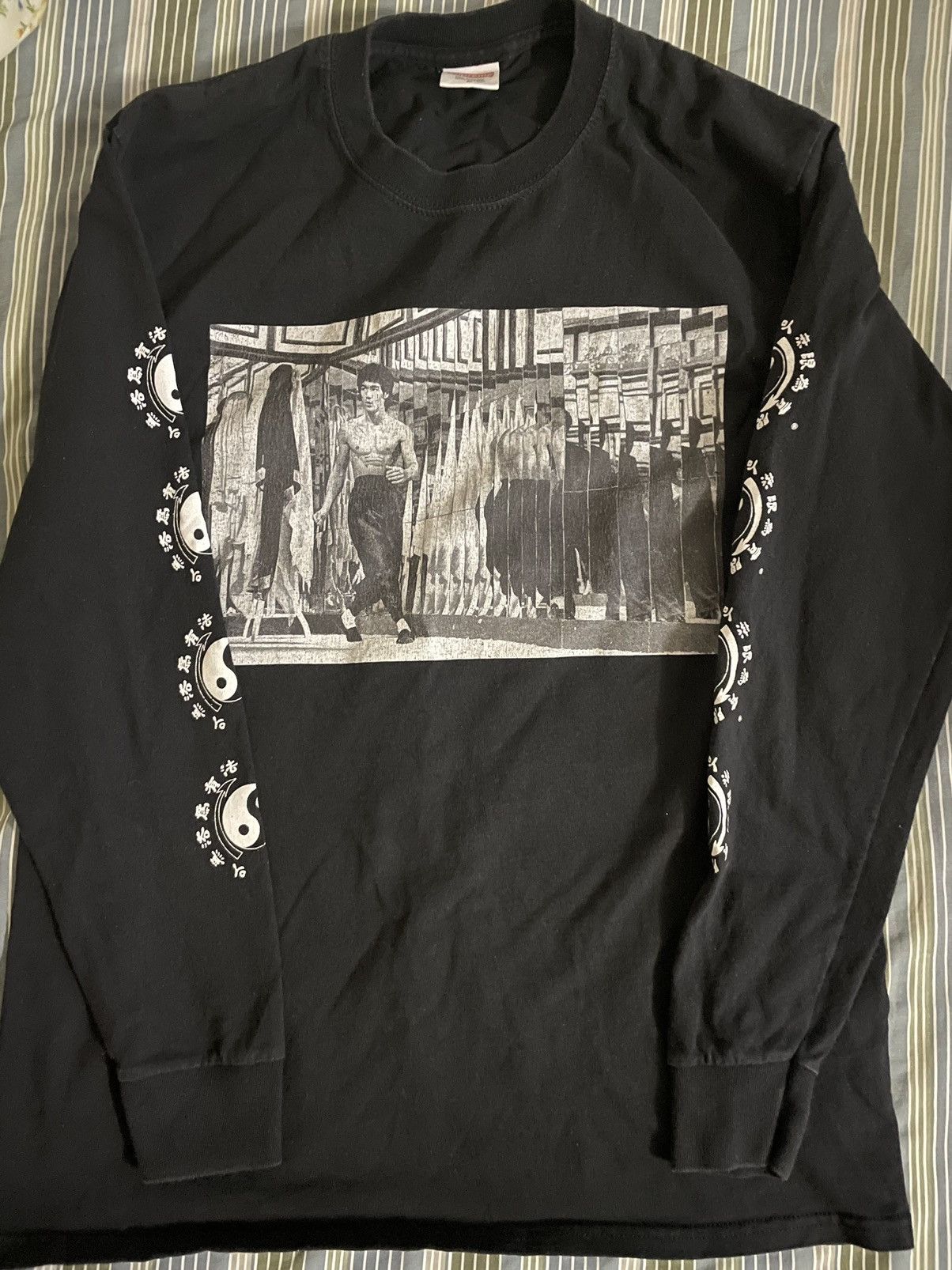 image of Bruce Lee Long Sleeve Size M in Black, Men's