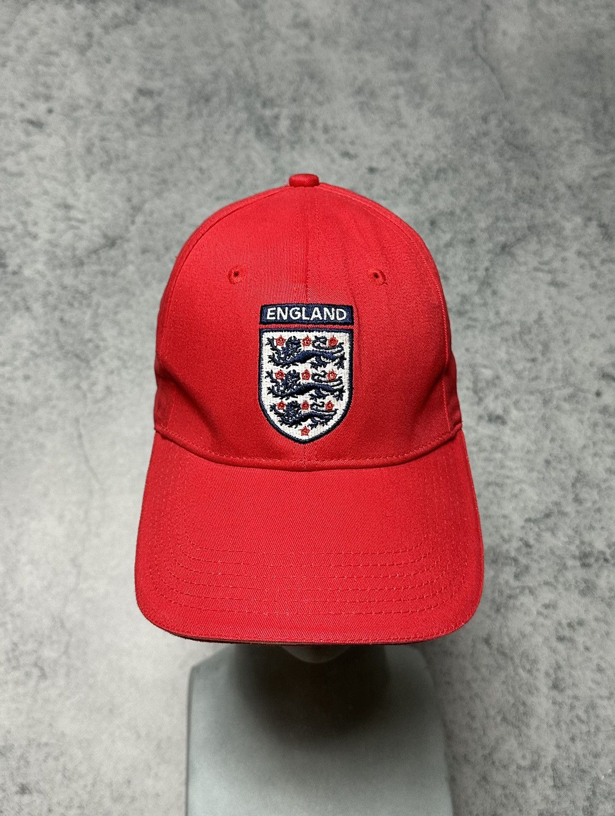 Umbro 🏴󠁧󠁢󠁥󠁮󠁧󠁿 England Umbro Football Cap Size ONE SIZE - 1 Thumbnail