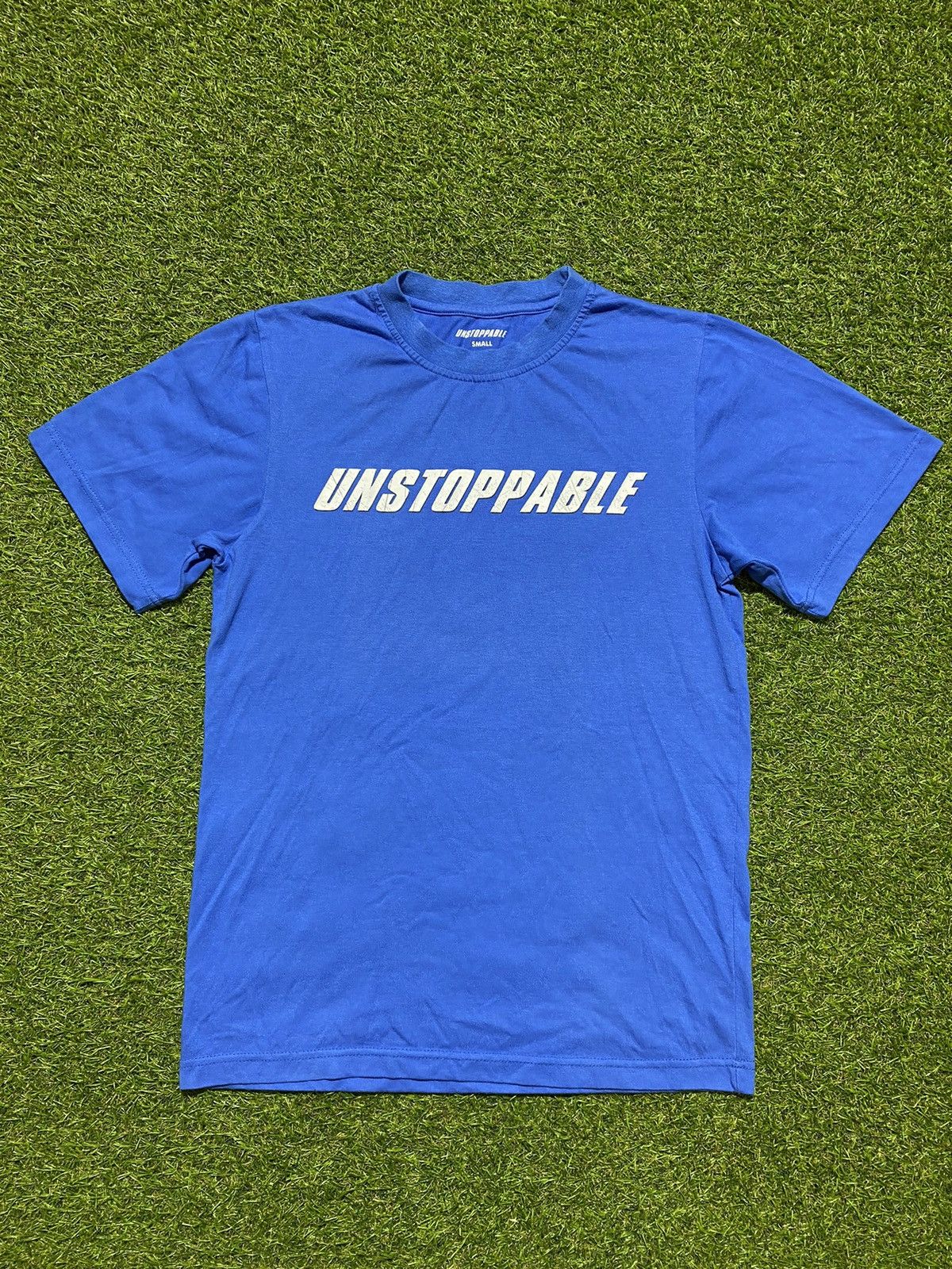 Vintage Vintage Unstoppable tee streetwear Japanese style size S Size US S / EU 44-46 / 1 - 1 Thumbnail