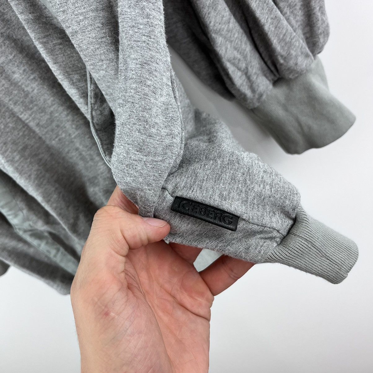 Iceberg Iceberg Long Sleeve V-Neck Shirt Grey Size XS Size XS / US 0-2 / IT 36-38 - 7 Thumbnail