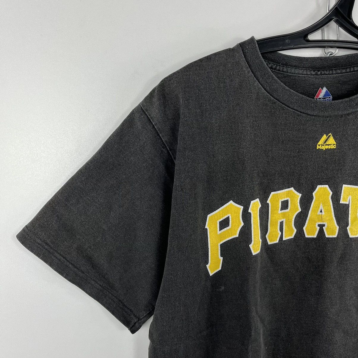 Majestic × Vintage Vintage Majestic Pirates T-Shirt Big Logo Size M Size US M / EU 48-50 / 2 - 2 Thumbnail