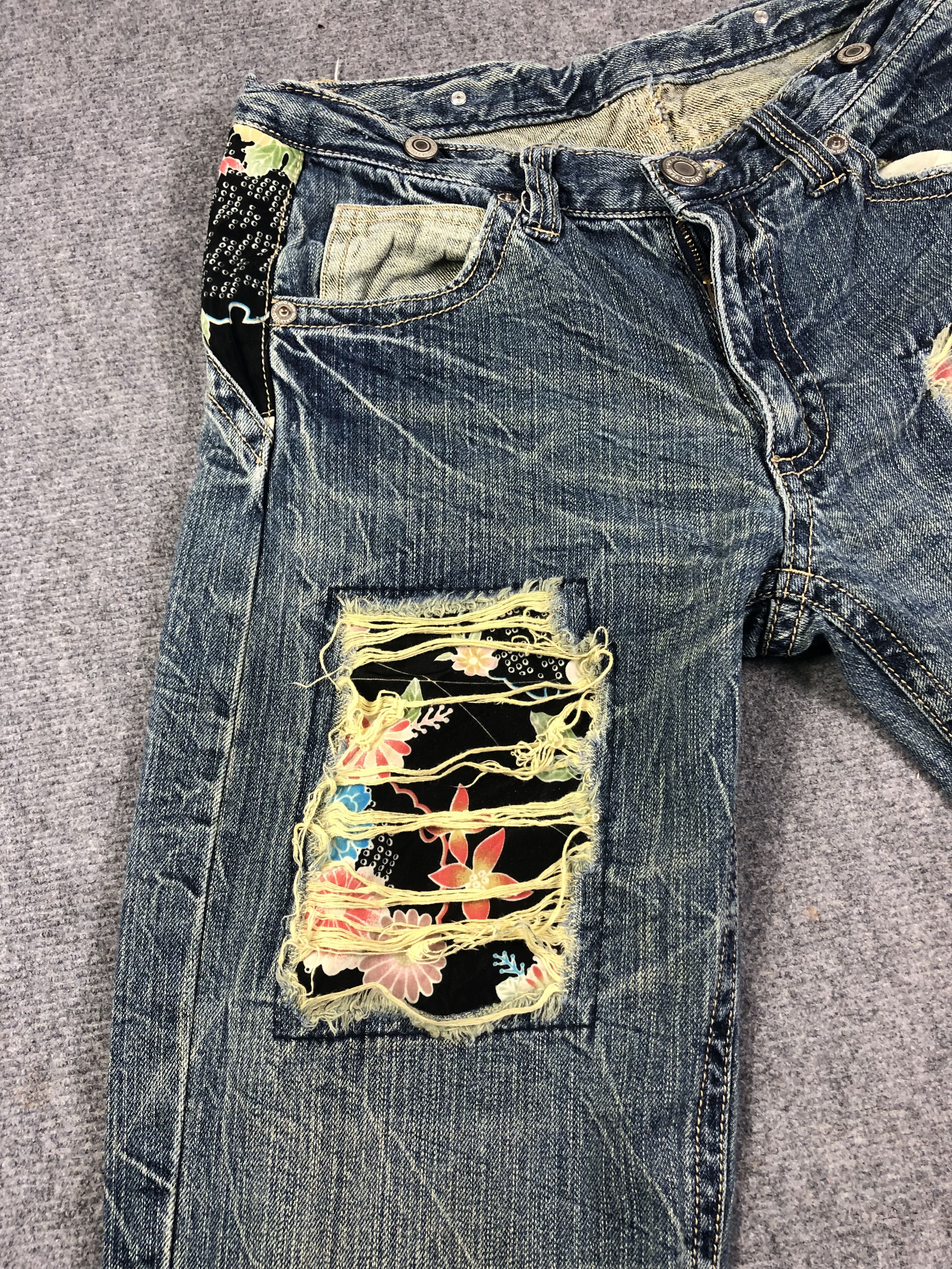 Other Wash Blue Sukajan Jeans 32x25 Size 32" / US 10 / IT 46 - 9 Thumbnail