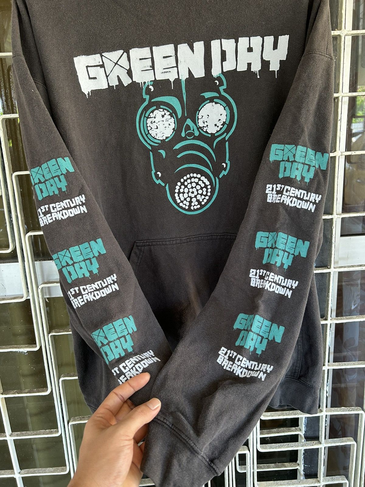 Band Tees 💥GREEN DAY 21st CENTURY BREAKDOWN PULL OVER HOODIE🔥 Size US XXL / EU 58 / 5 - 6 Thumbnail