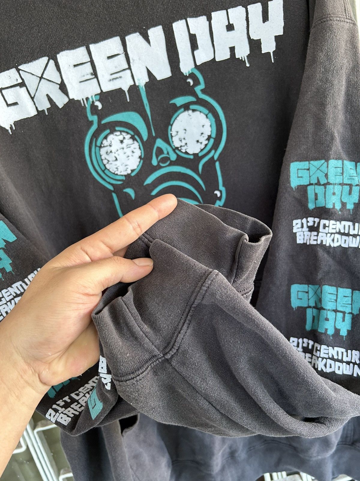 Band Tees 💥GREEN DAY 21st CENTURY BREAKDOWN PULL OVER HOODIE🔥 Size US XXL / EU 58 / 5 - 7 Thumbnail