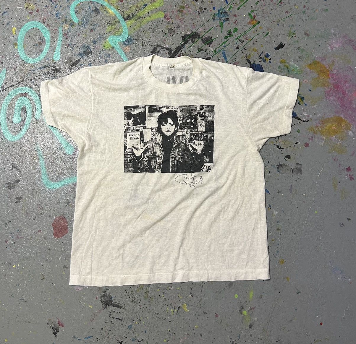Band Tees × Vintage Vintage Phyllis world tour 1981 punk T-shirt Size US XL / EU 56 / 4 - 2 Thumbnail