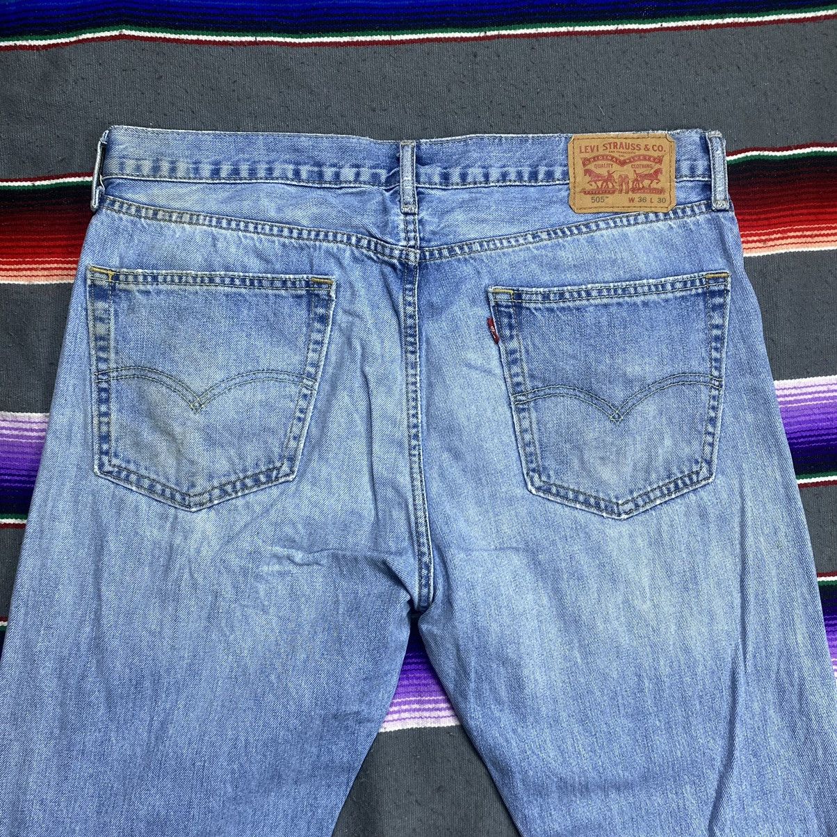 Levi's Vintage Levi’s 505 Washed Blue Denim Size US 38 / EU 54 - 8 Thumbnail