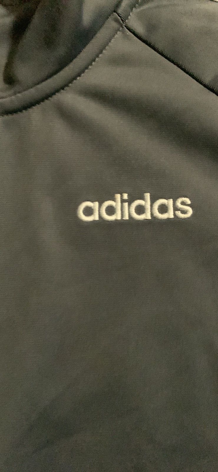 Adidas × Vintage Adidas Silver Jacket Zip Up Streetwear Y2K 2000s Thrift Size US S / EU 44-46 / 1 - 6 Thumbnail