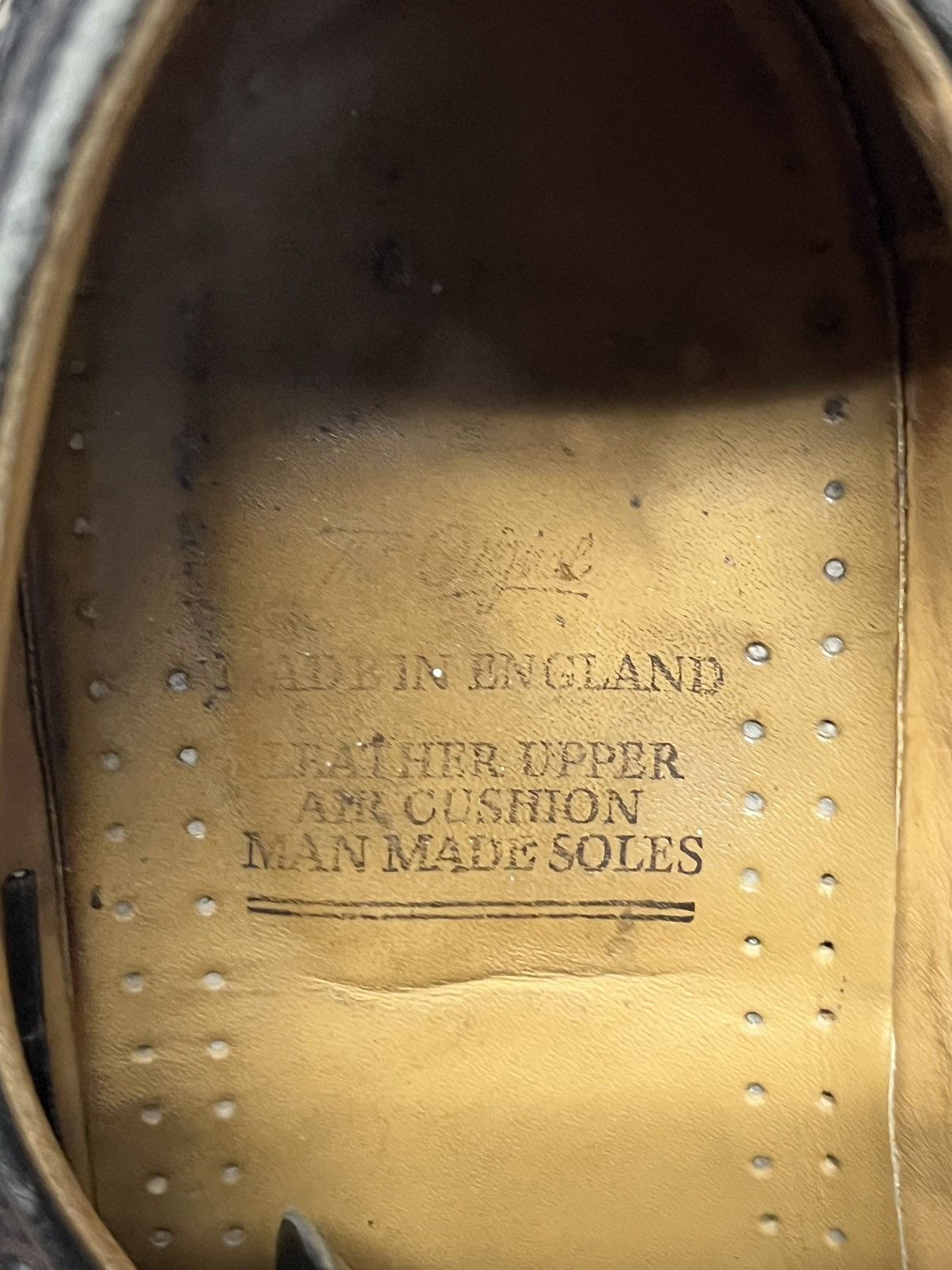 Dr. Martens Vintage Authentic made in England wingtip oxfords shoes Size US 8 / EU 41 - 3 Thumbnail