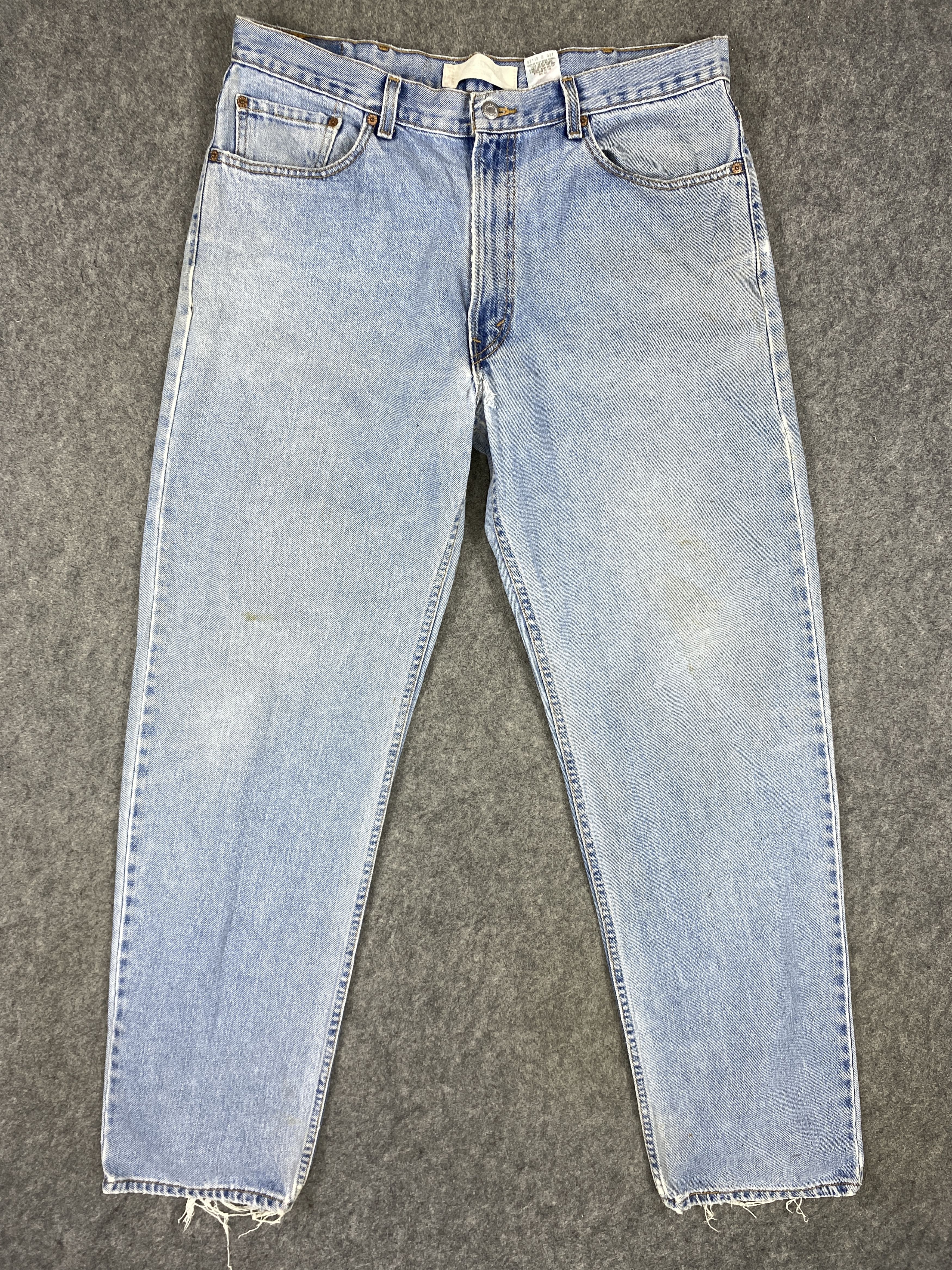 Levi's Mid Blue Vintage Levi's 550 Jeans 37x33 Denim -JN1389 Size US 37 - 1 Thumbnail